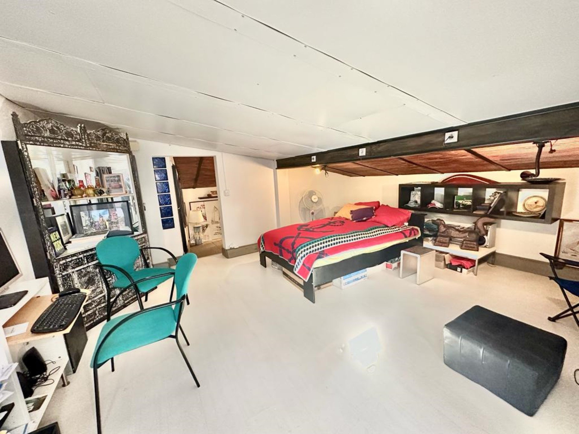 Panoramic sea views from this frontline penthouse in Puerto Banus Marina