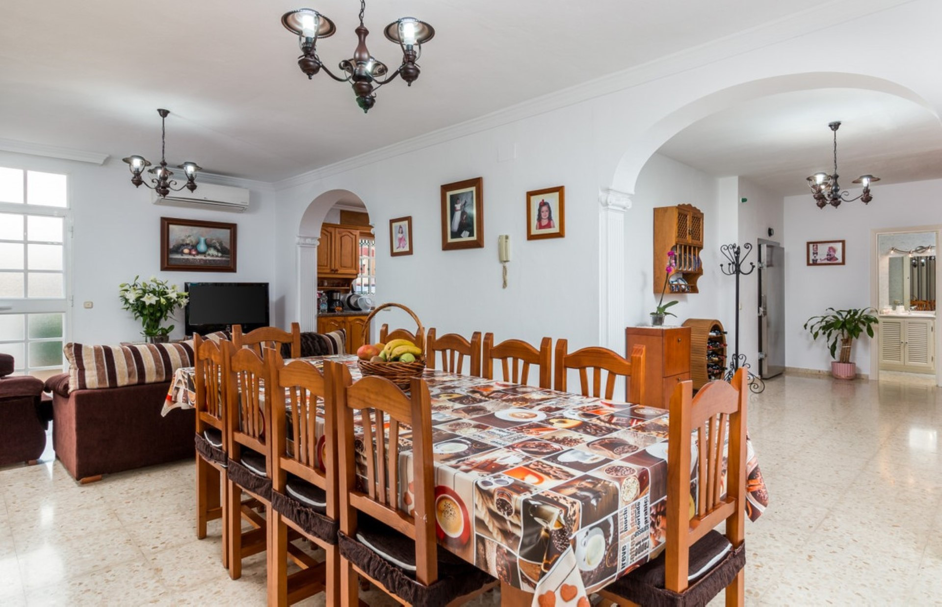 Villa familiar de 5 dormitorios en Marbella centro