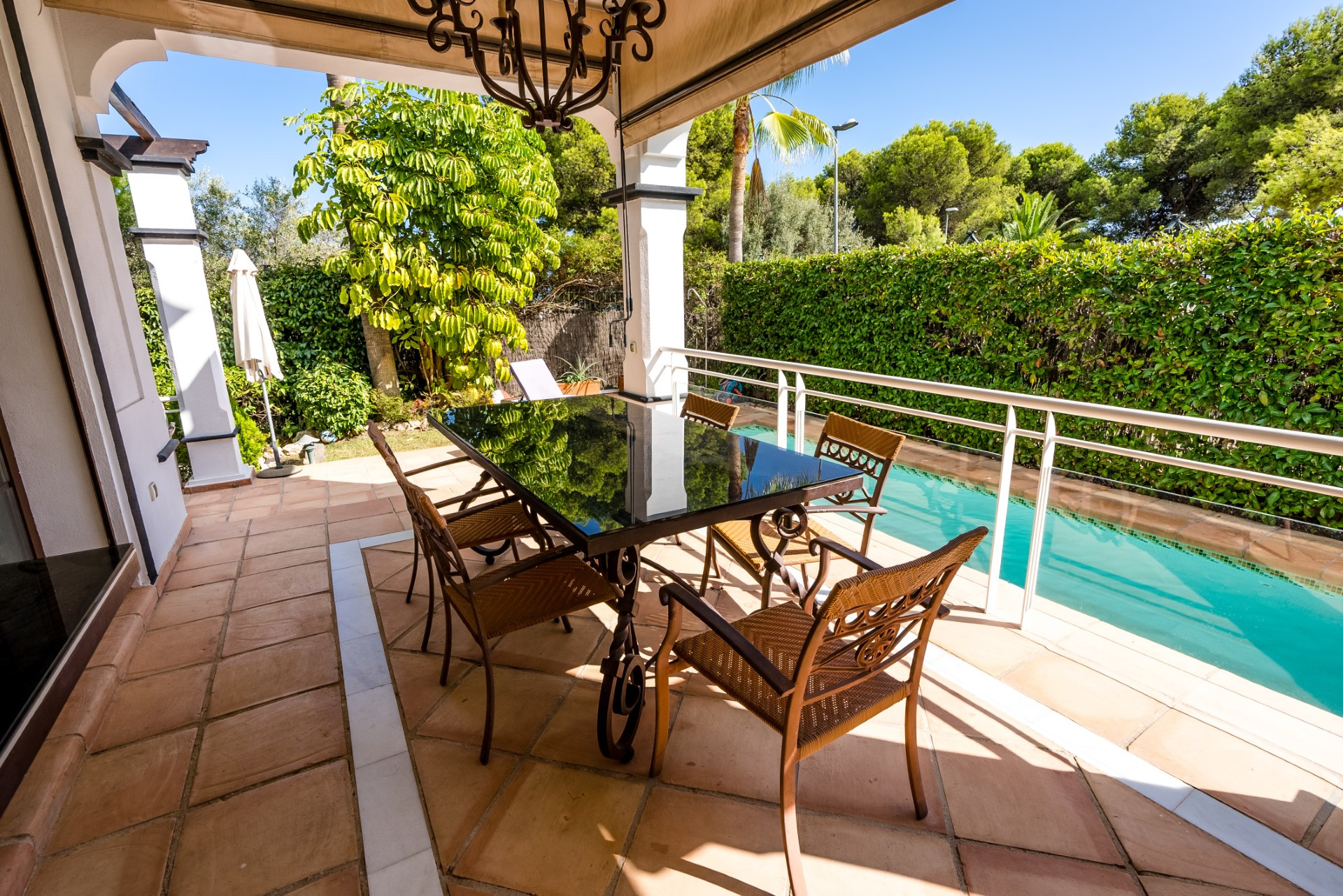 5 bedroom private villa in Huerta Belón, Marbella town center