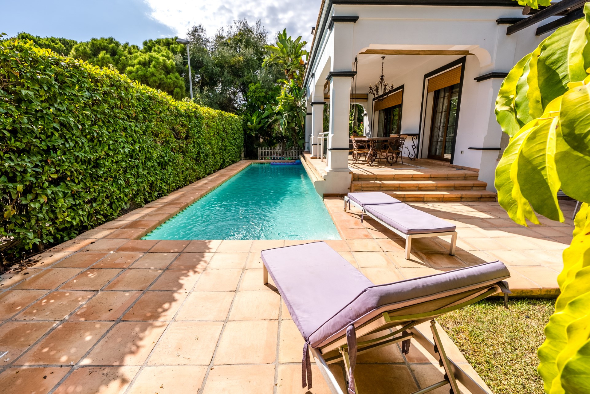 5 bedroom private villa in Huerta Belón, Marbella town center