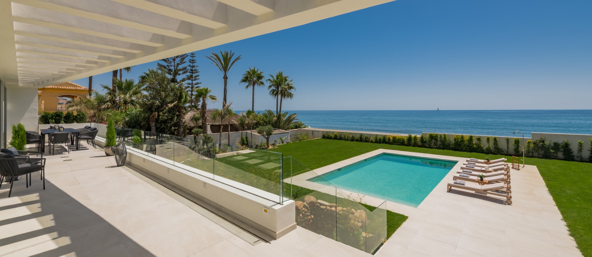 Brand new frontline beach luxury villa in La Cala de Mijas, Mijas Costa