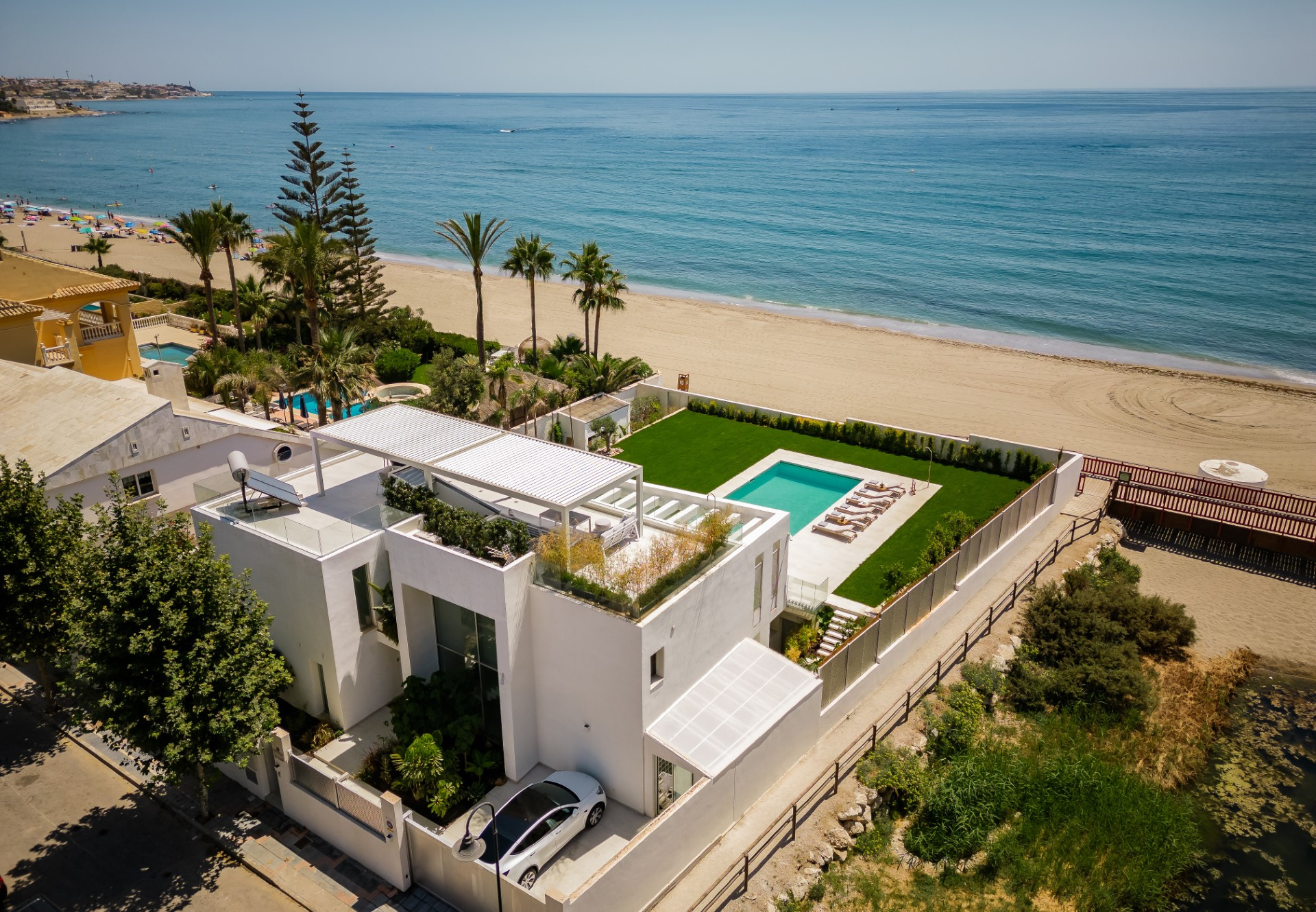 Brand new frontline beach luxury villa in La Cala de Mijas, Mijas Costa