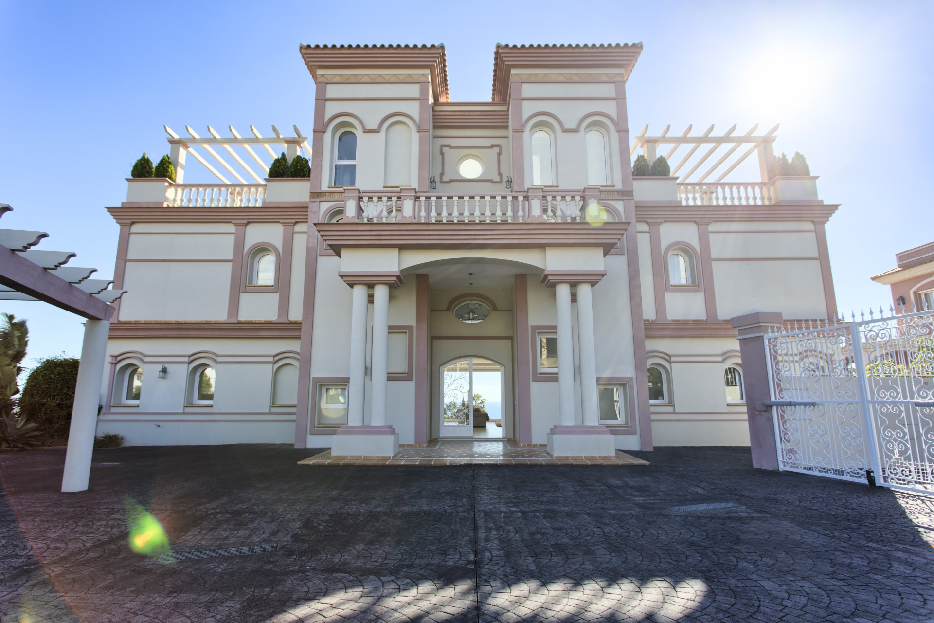 Villa lujosa de 8 dormitorios con espectaculares vistas panorámicas en Flamigos Golf Resort