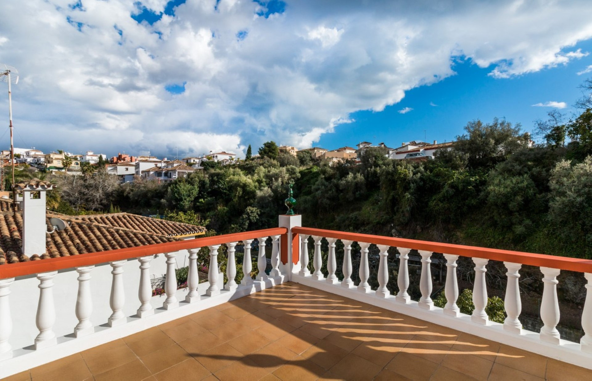 Villa contemporánea en La Resina Golf, Estepona