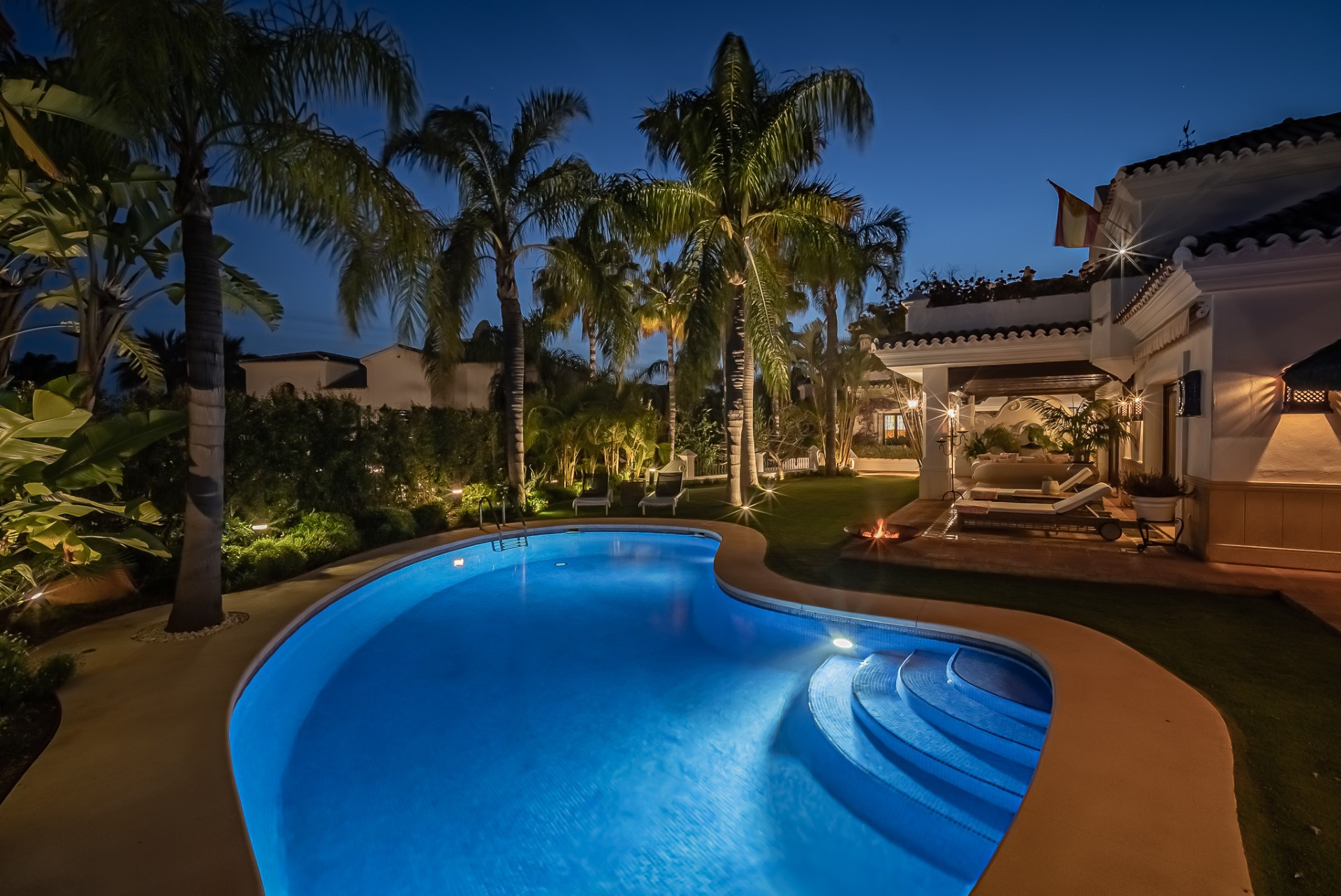 Luxurious 7 bedroom villa in Bahia de Marbella