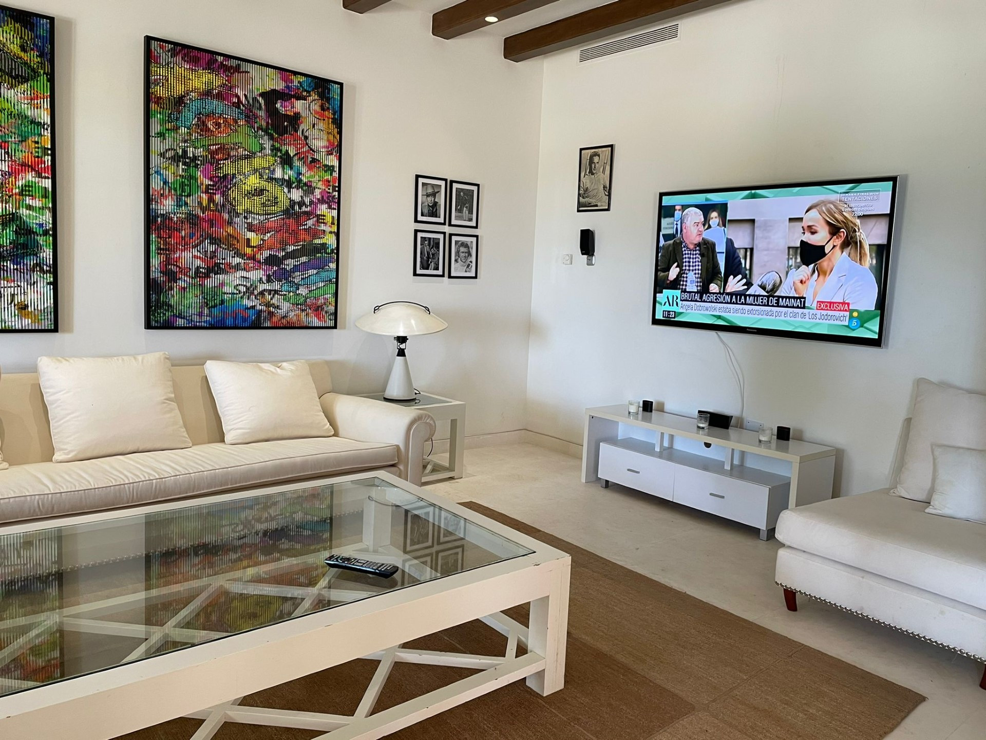 Luxury beachfront villa in El Paraiso Barronal, Estepona, Malaga