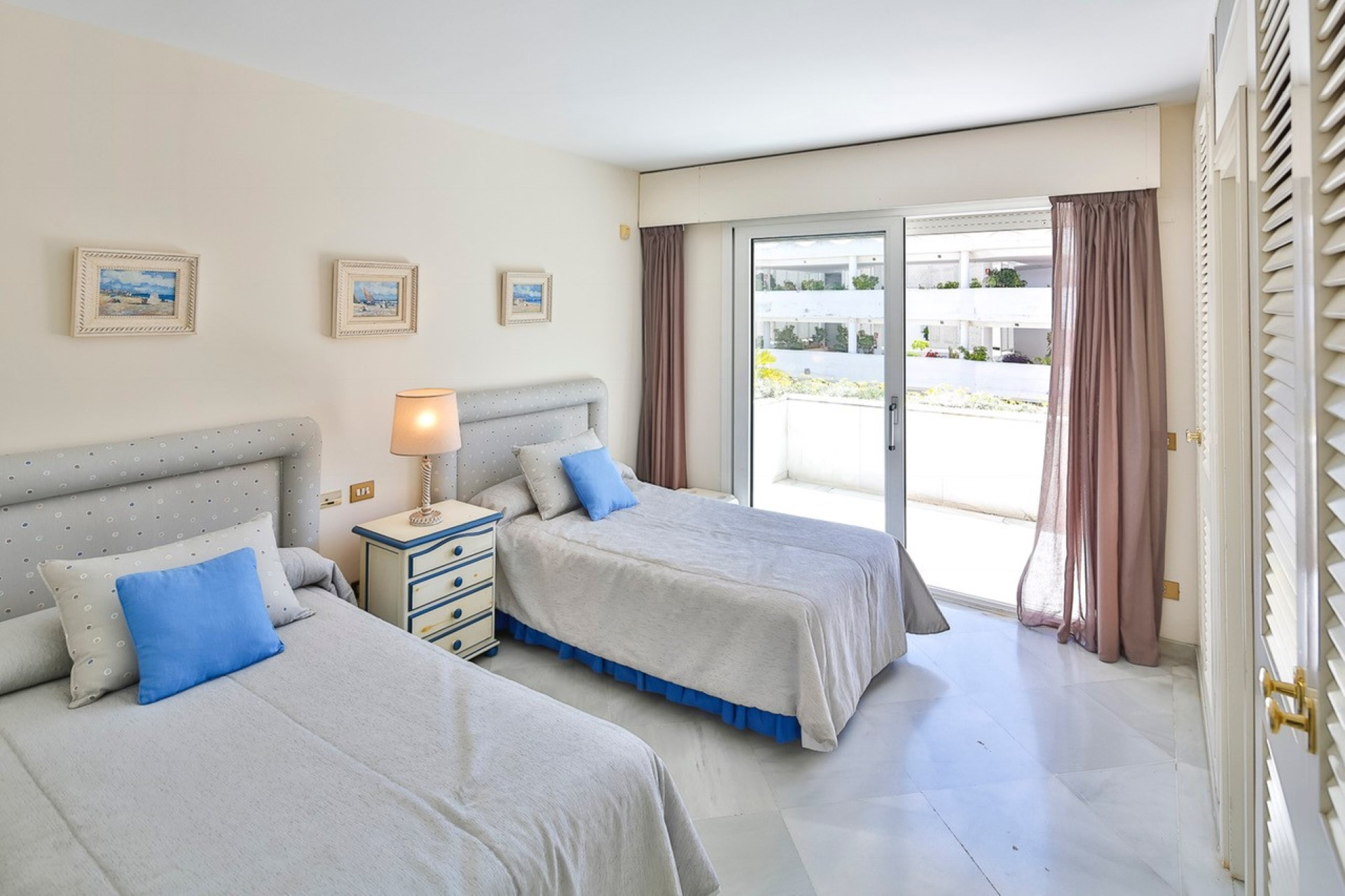 Exceptional Beachfront Penthouse in Los Granados, Marbella - Puerto Banus