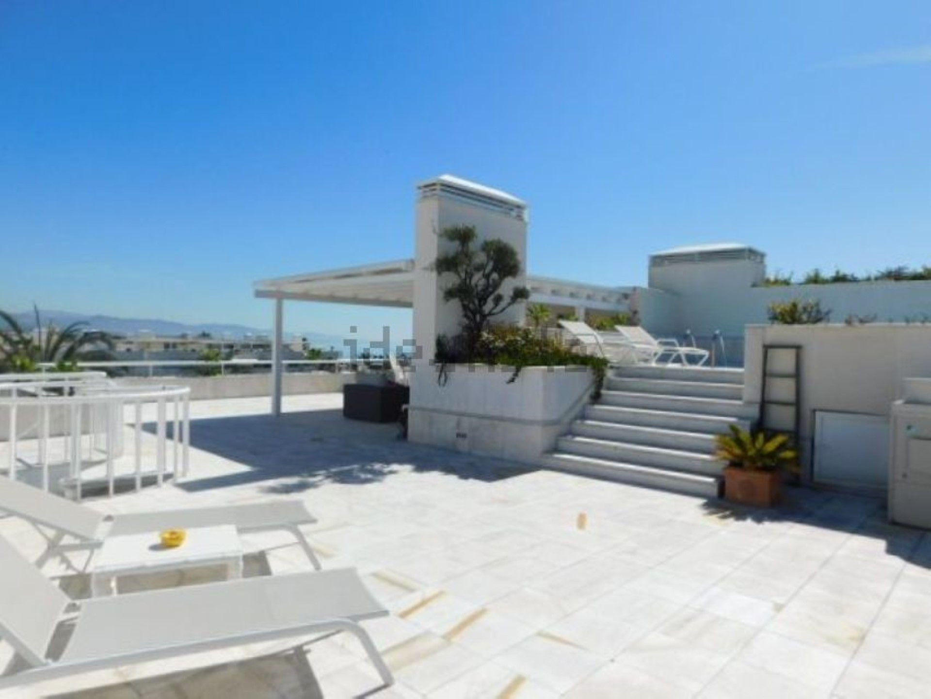 Exceptional Beachfront Penthouse in Los Granados, Marbella - Puerto Banus