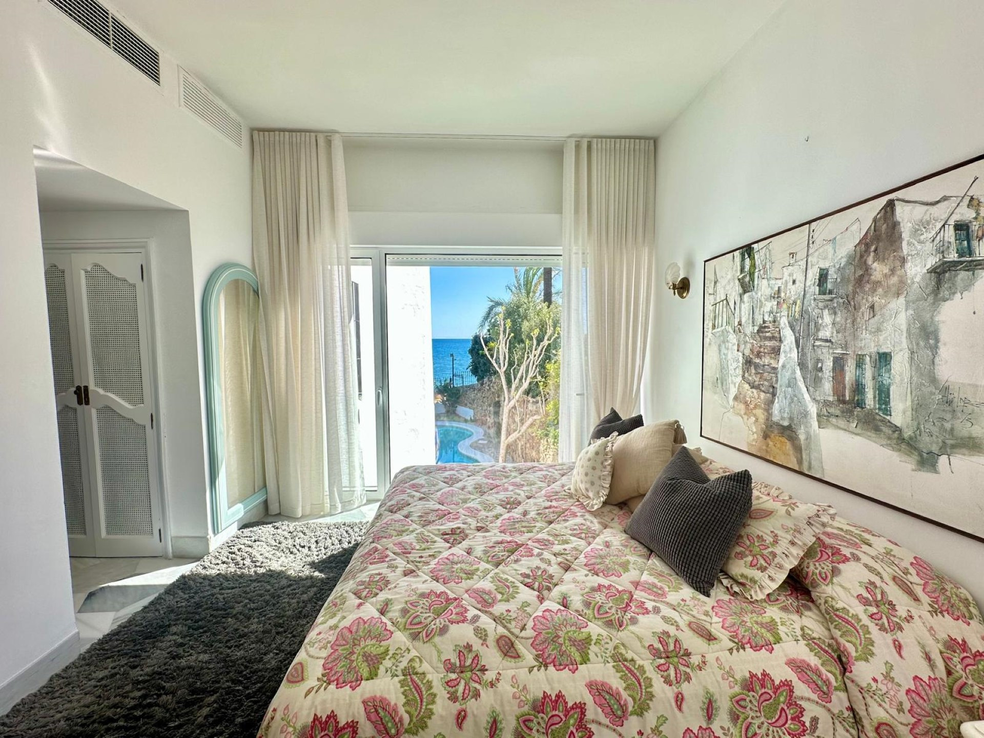 Beachfront Villa on Marbella’s Golden Mile