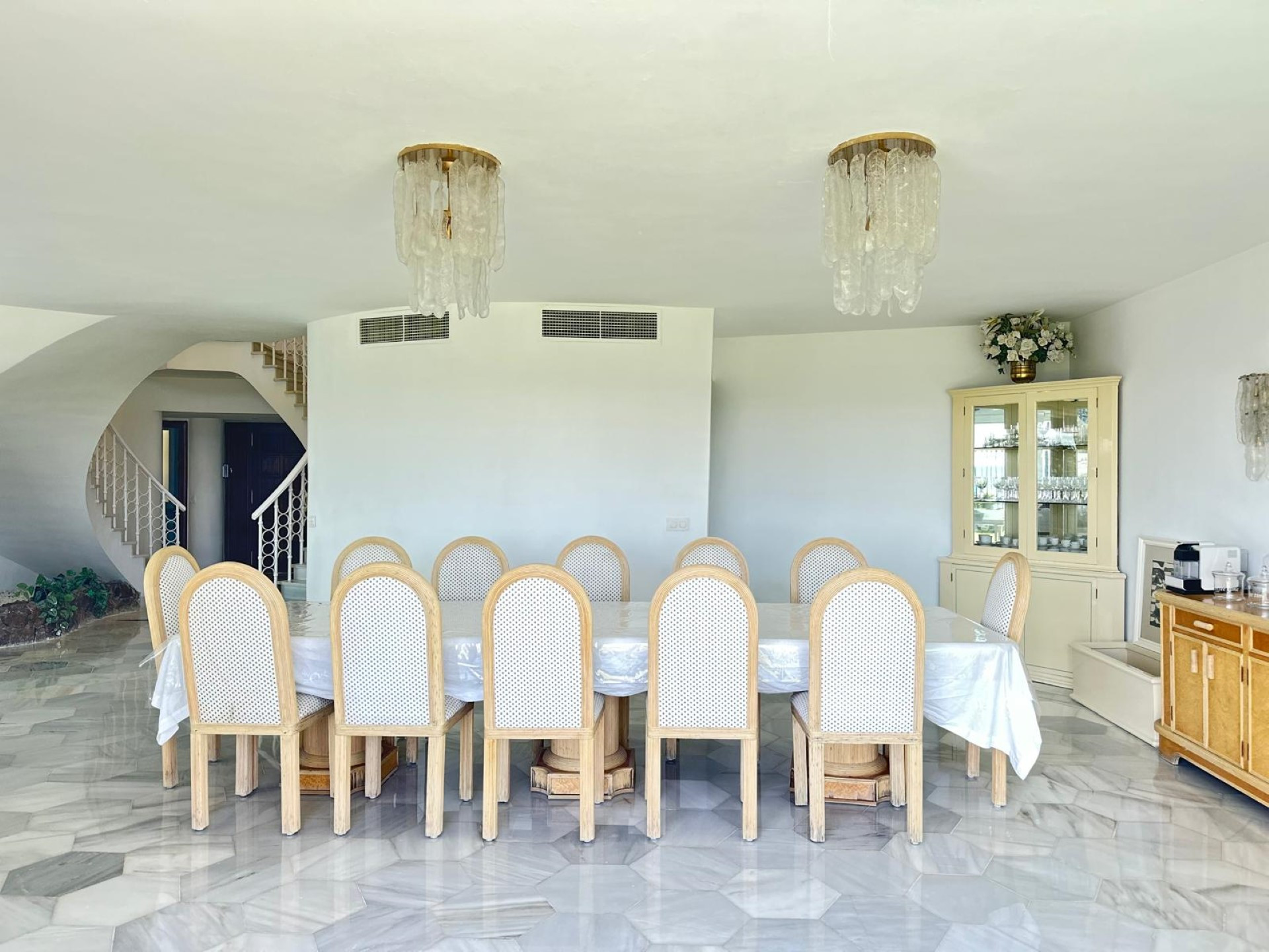 Beachfront Villa on Marbella’s Golden Mile