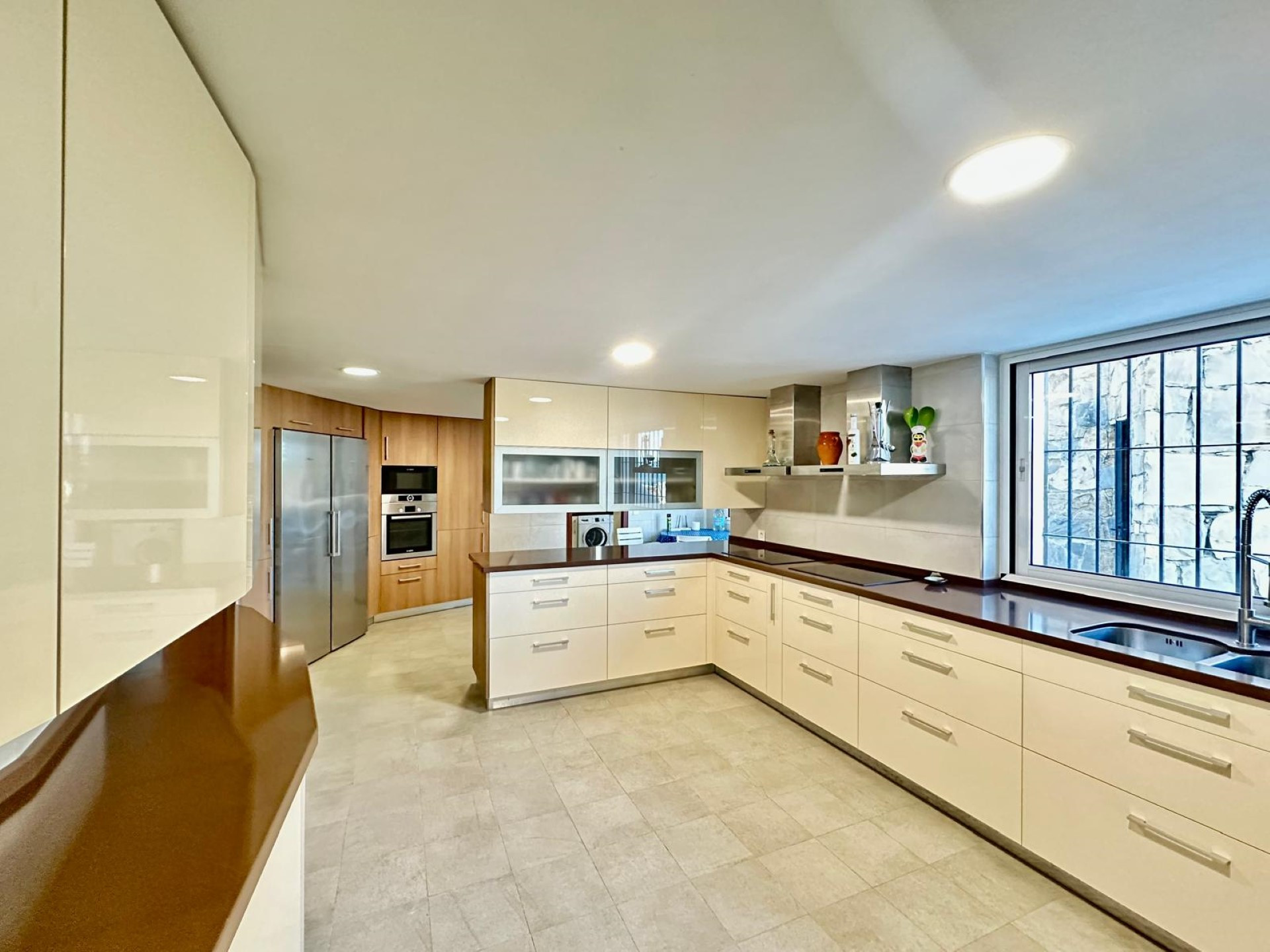 Beachfront Villa on Marbella’s Golden Mile