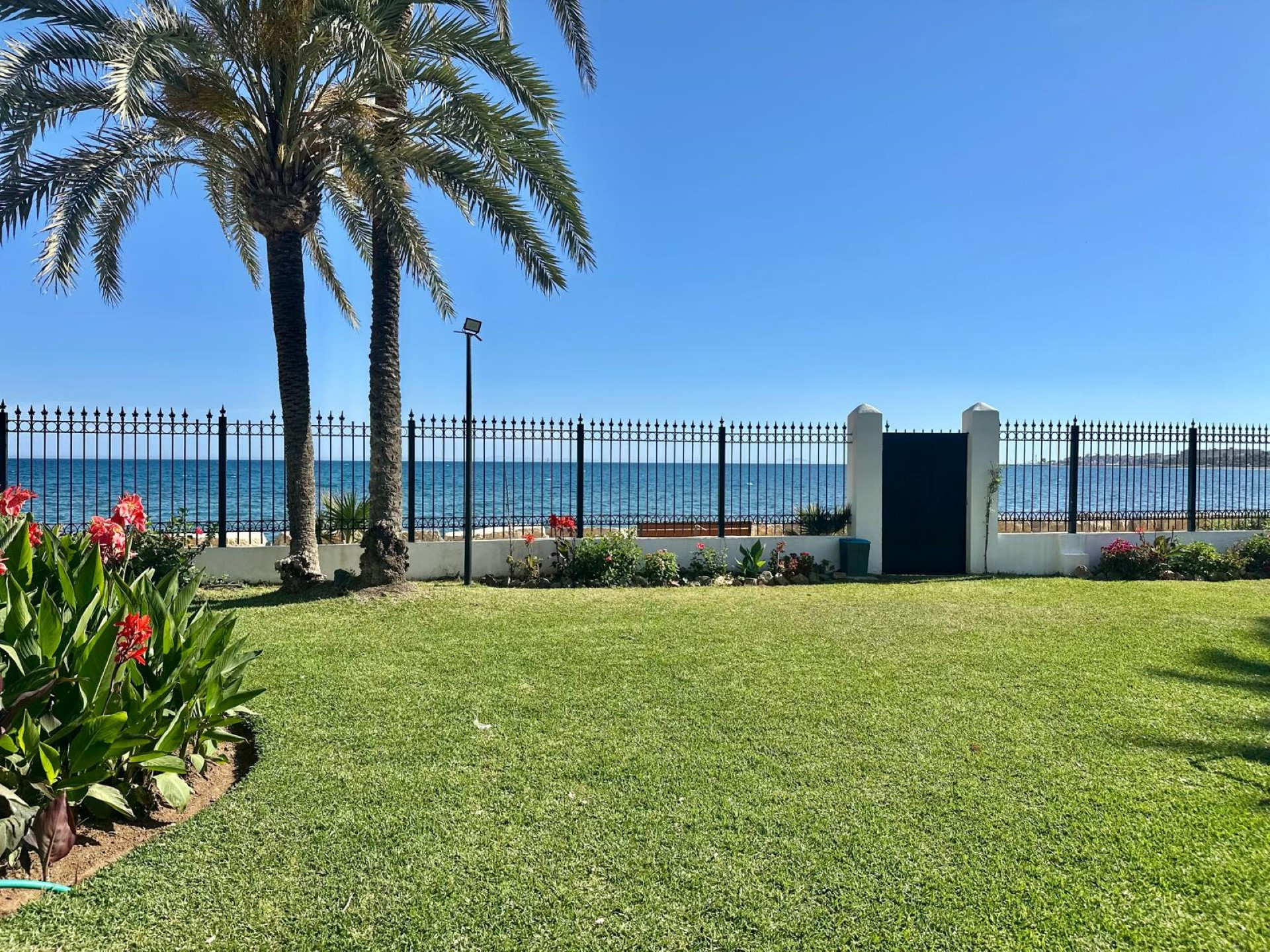 Beachfront Villa on Marbella’s Golden Mile