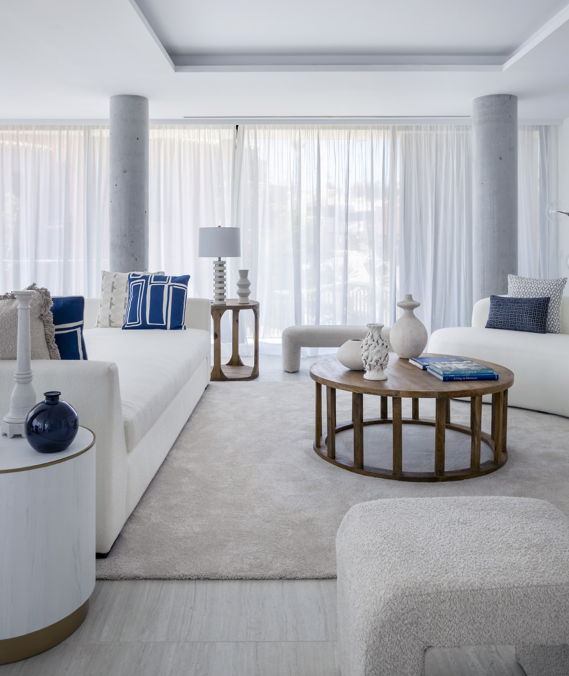 Luxurious beachfront apartment in Estepona West