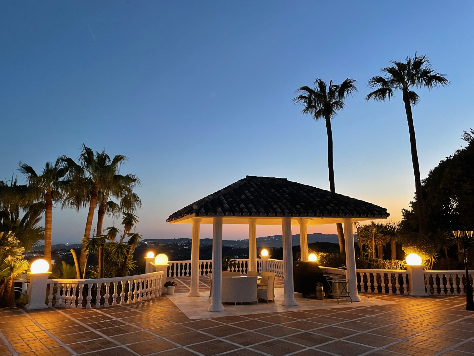 Magnífica villa de 8 dormitorios con vistas panorámicas en Mijas Pueblo