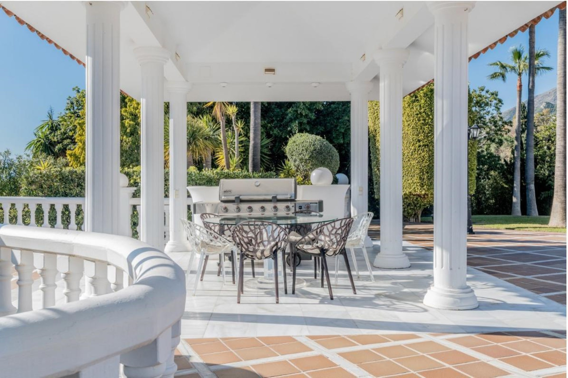 Magnífica villa de 8 dormitorios con vistas panorámicas en Mijas Pueblo