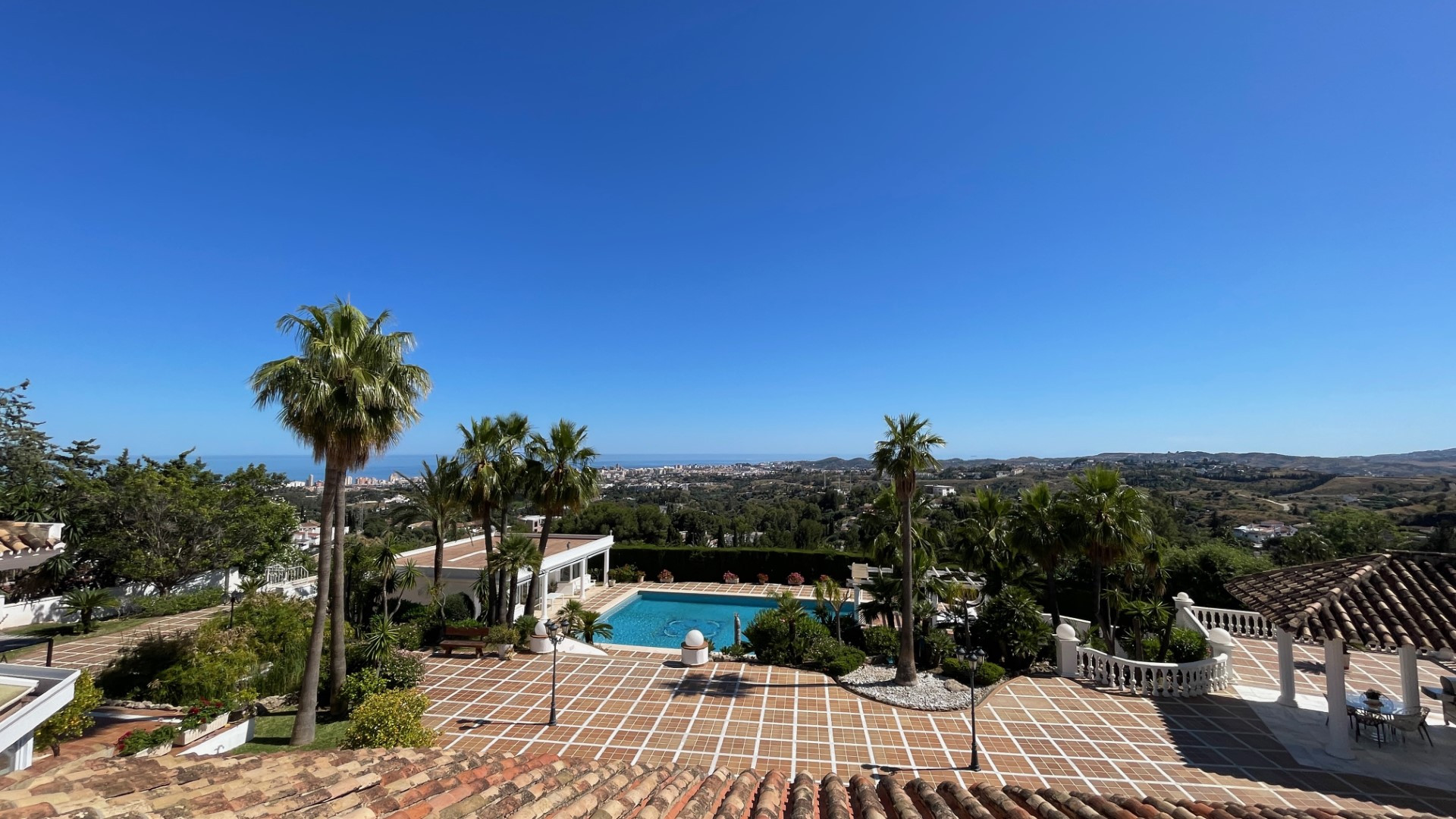 Magnífica villa de 8 dormitorios con vistas panorámicas en Mijas Pueblo