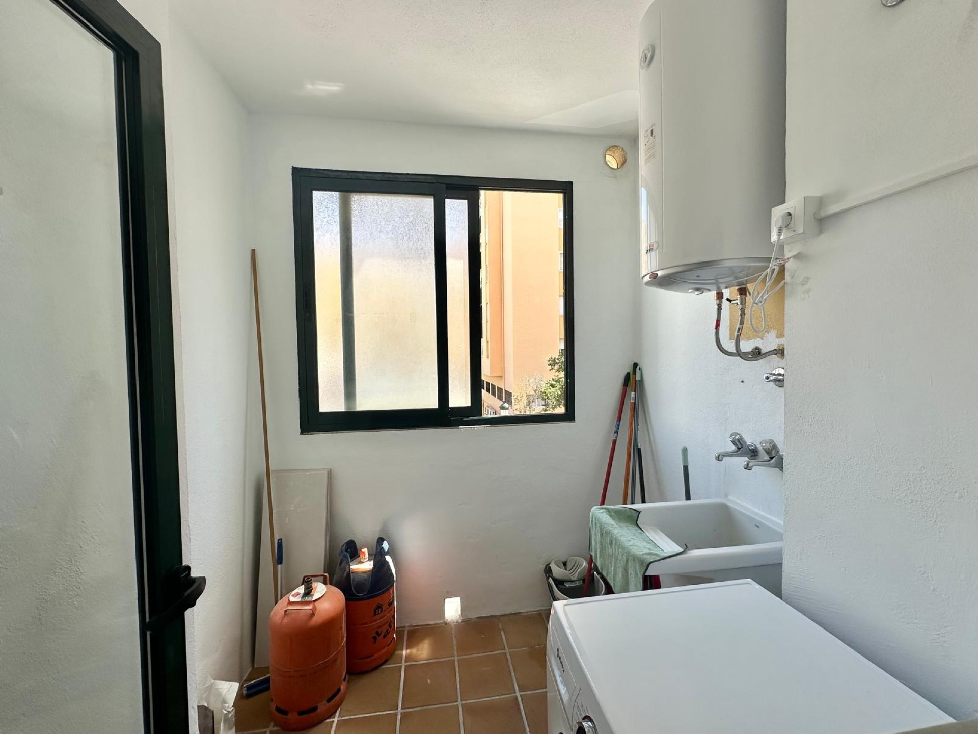 Immaculate 2 bedroom apartment in Guadalcantara, San Pedro town center