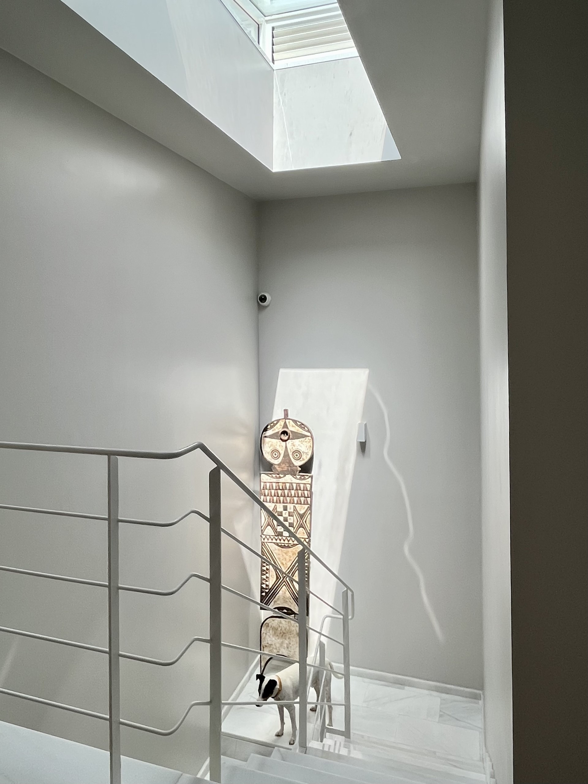 Villa contemporánea de 5 dormitorios en Marbesa, Marbella Este