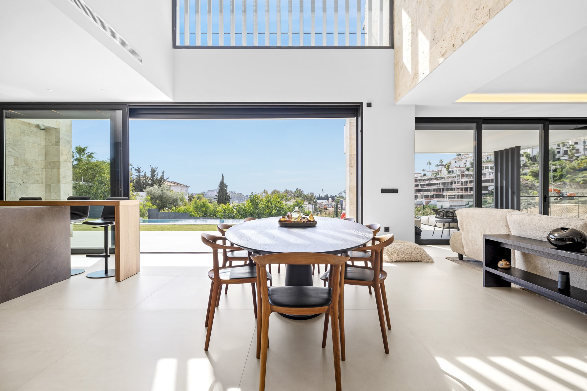 Contemporary Villa in La Alqueria, Benahavis