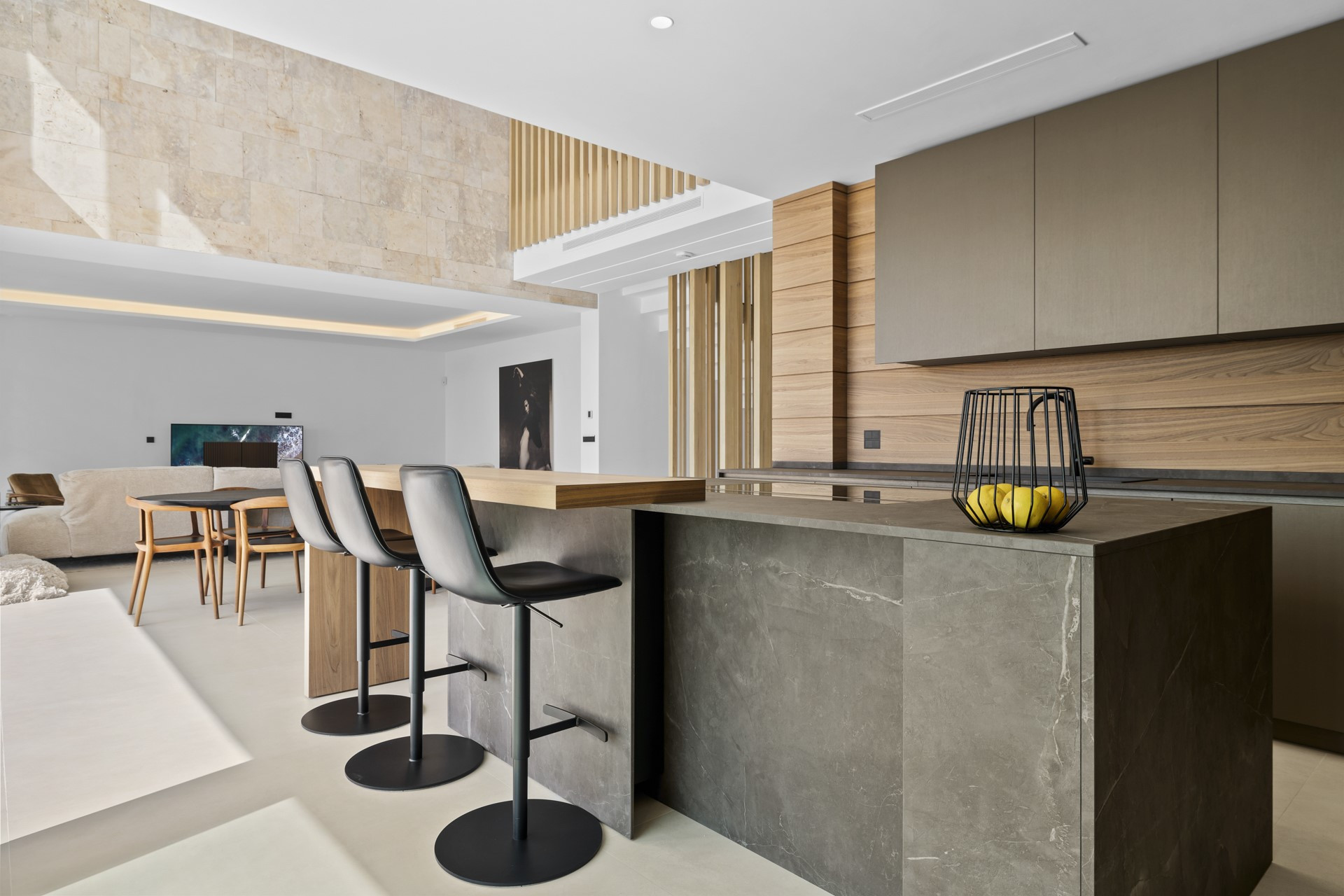Contemporary Villa in La Alqueria, Benahavis