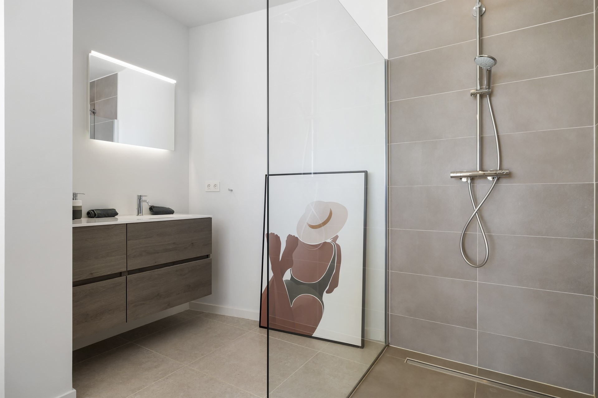 Contemporary villa in La Alquería, Benahavís