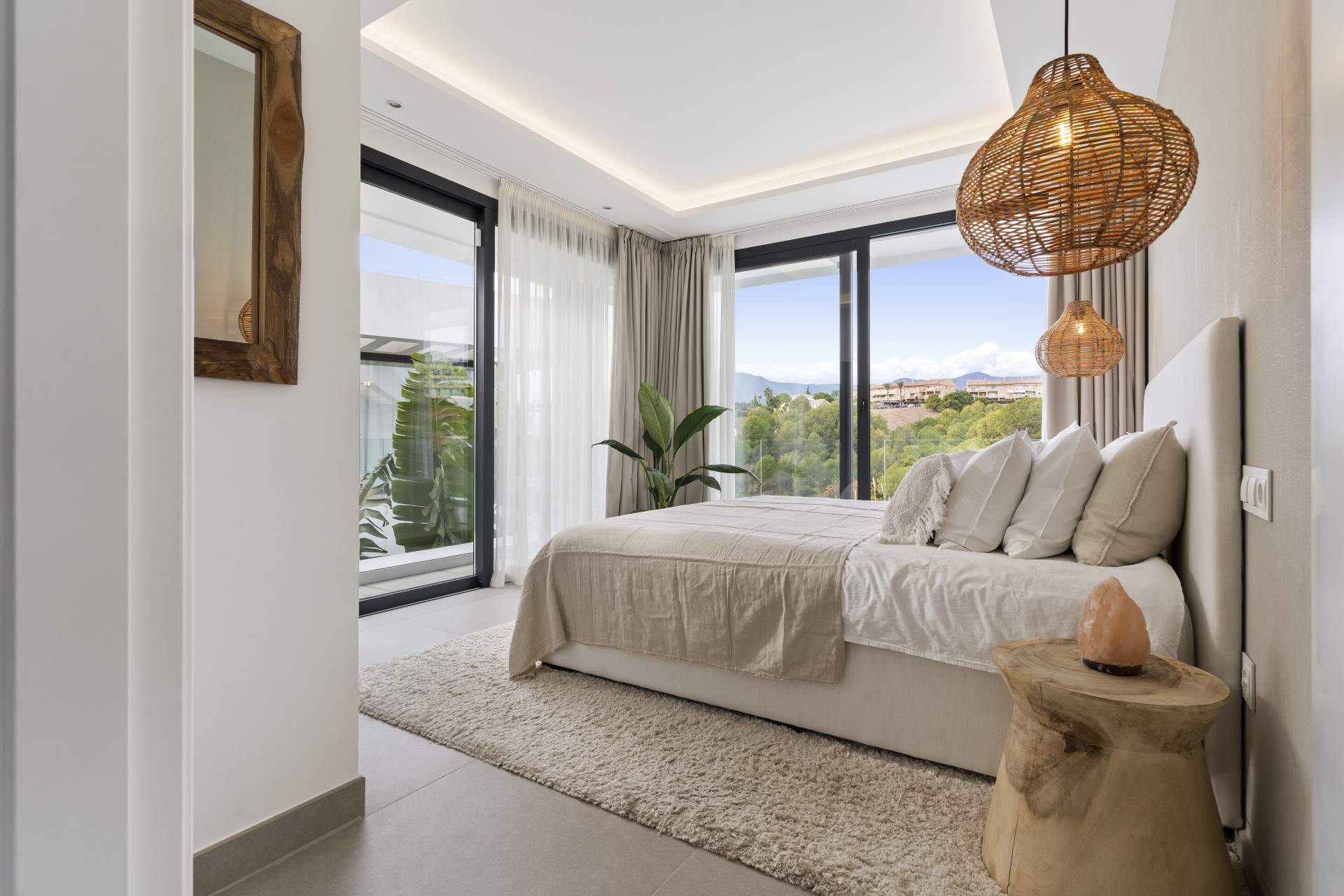 Exceptional 6 bedroom villa in La Resina Golf, Estepona