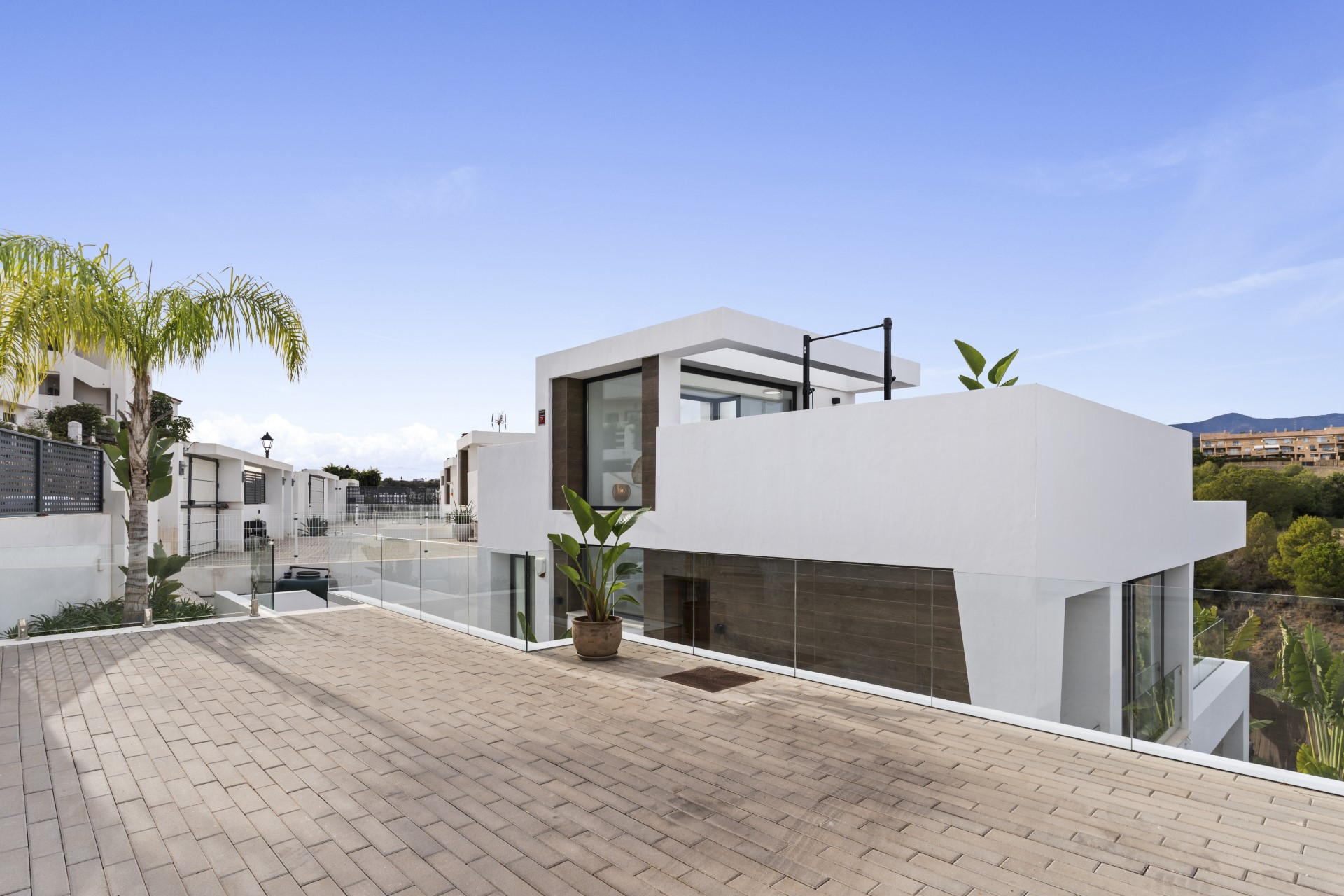 Exceptional 6 bedroom villa in La Resina Golf, Estepona