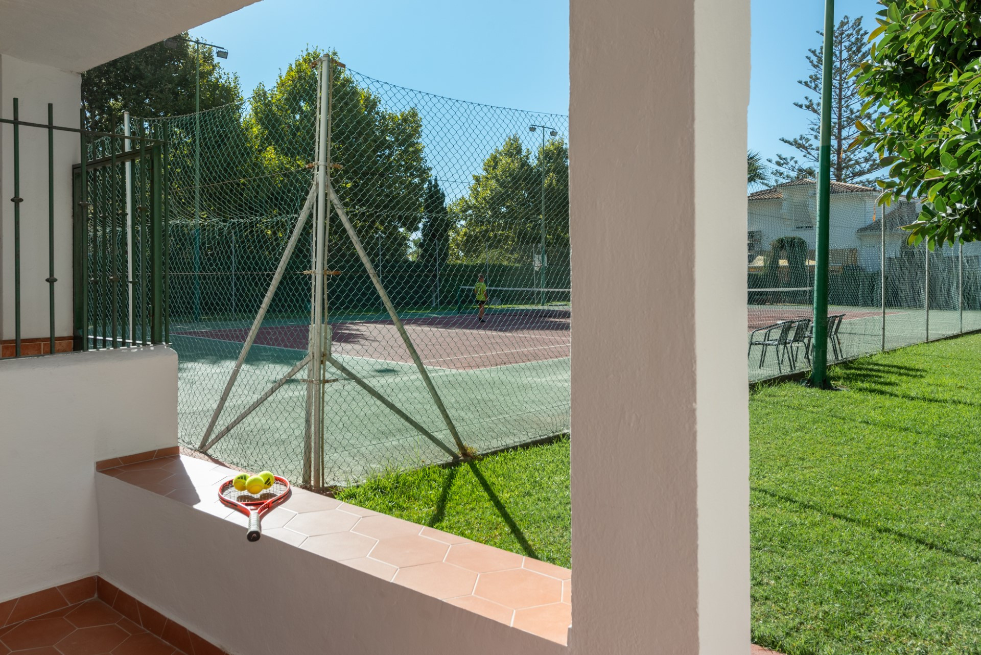 Elegant 2-Bedroom Ground Floor Apartment in La Carolina, Marbella Golden Mile