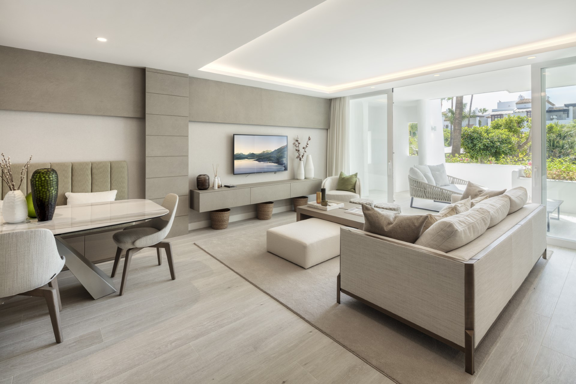Unique apartment in Marina Puente Romano, Marbella Golden Mile