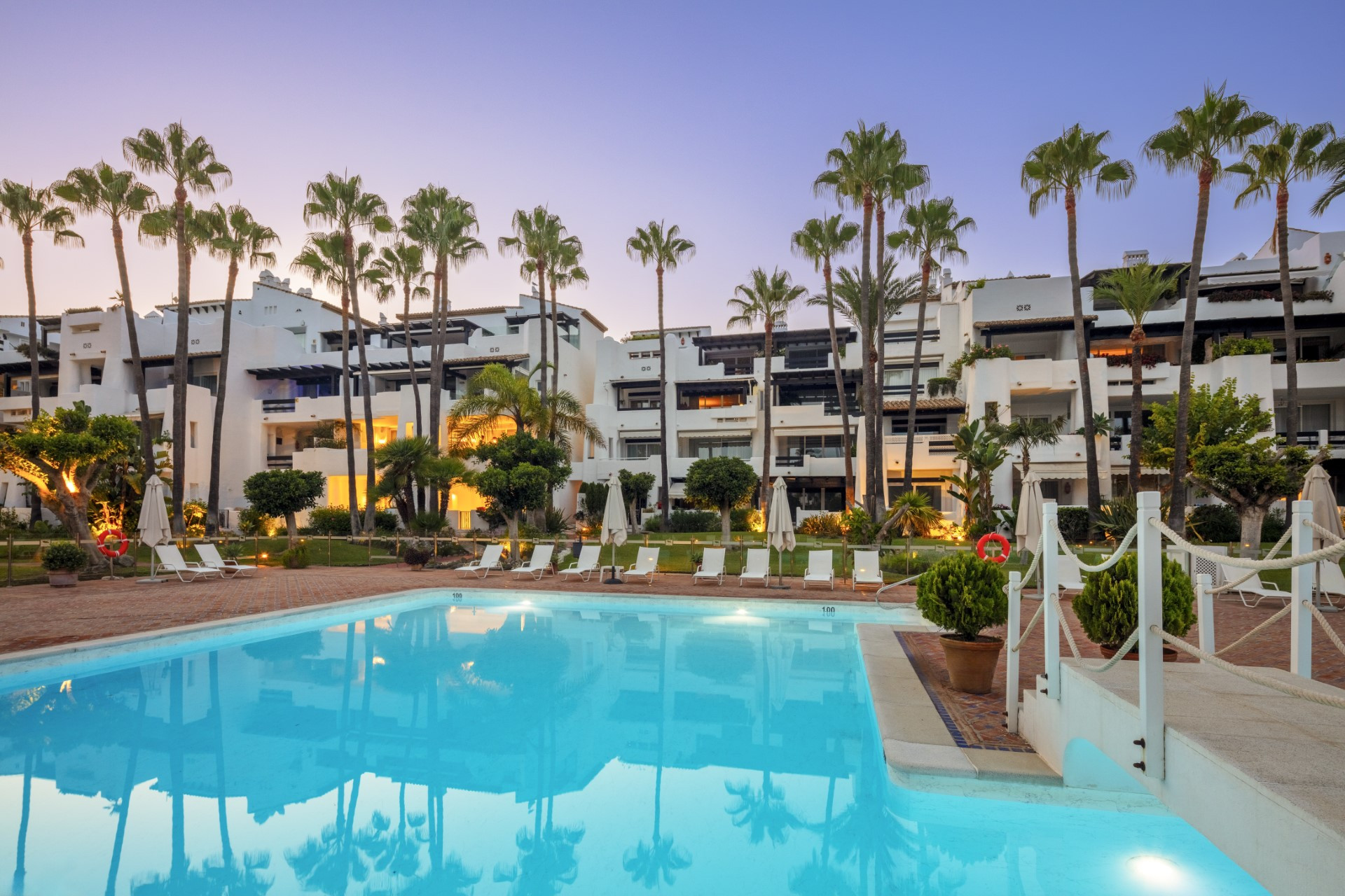 Unique apartment in Marina Puente Romano, Marbella Golden Mile