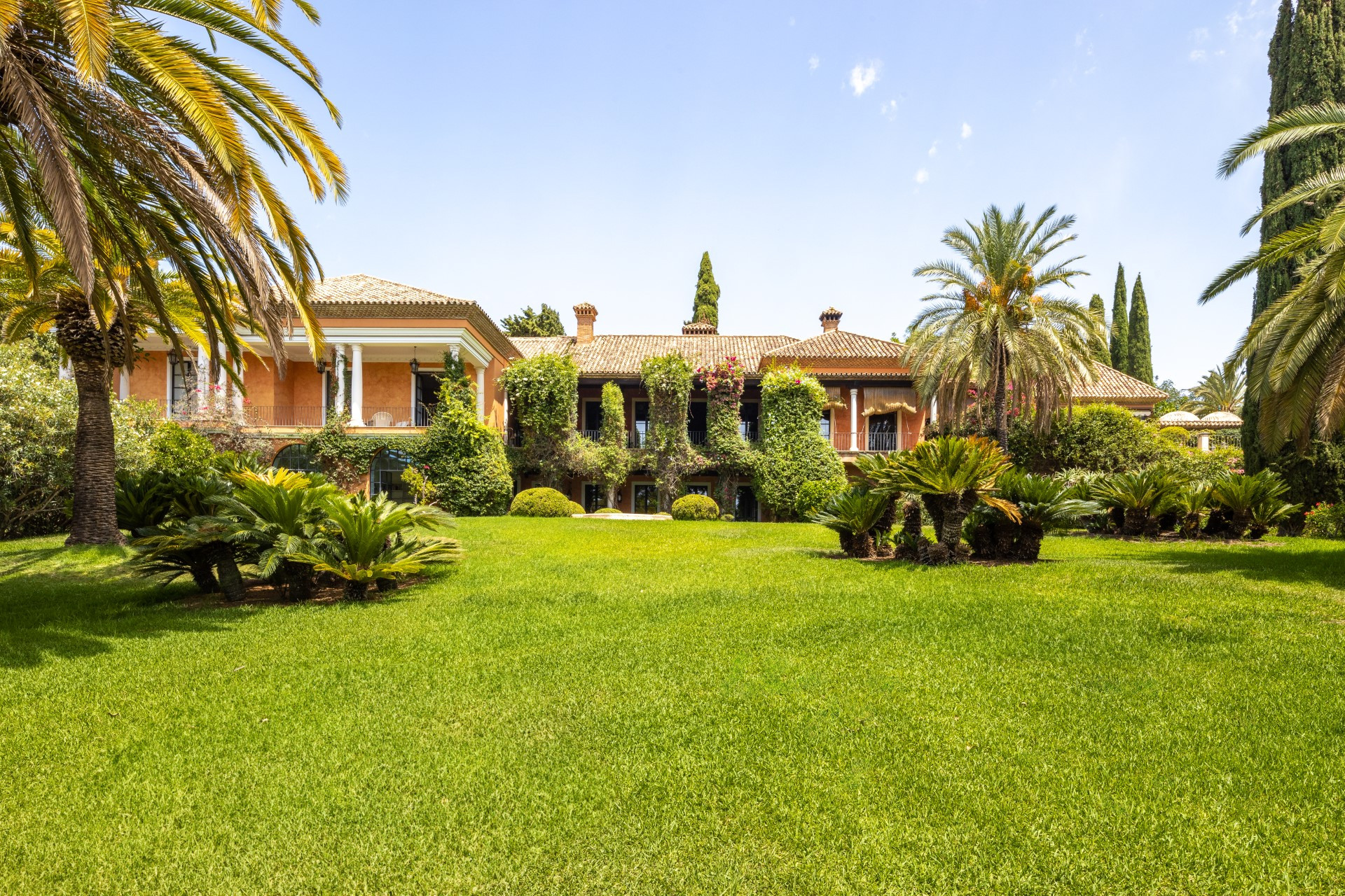 Exquisite Andalusian-Style villa in Rocio de Nagüeles, Marbella Golden Mile