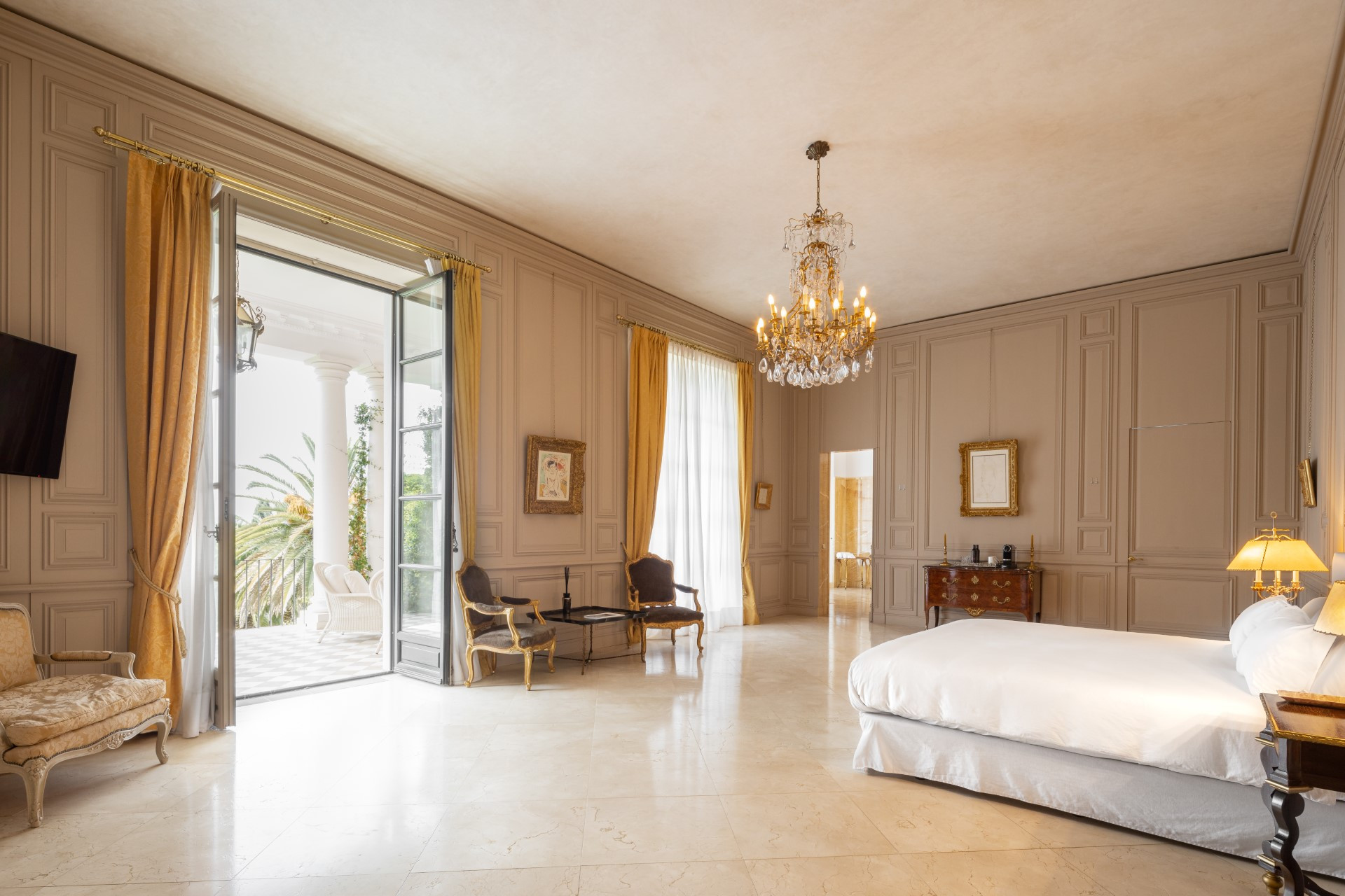Exquisite Andalusian-Style villa in Rocio de Nagüeles, Marbella Golden Mile
