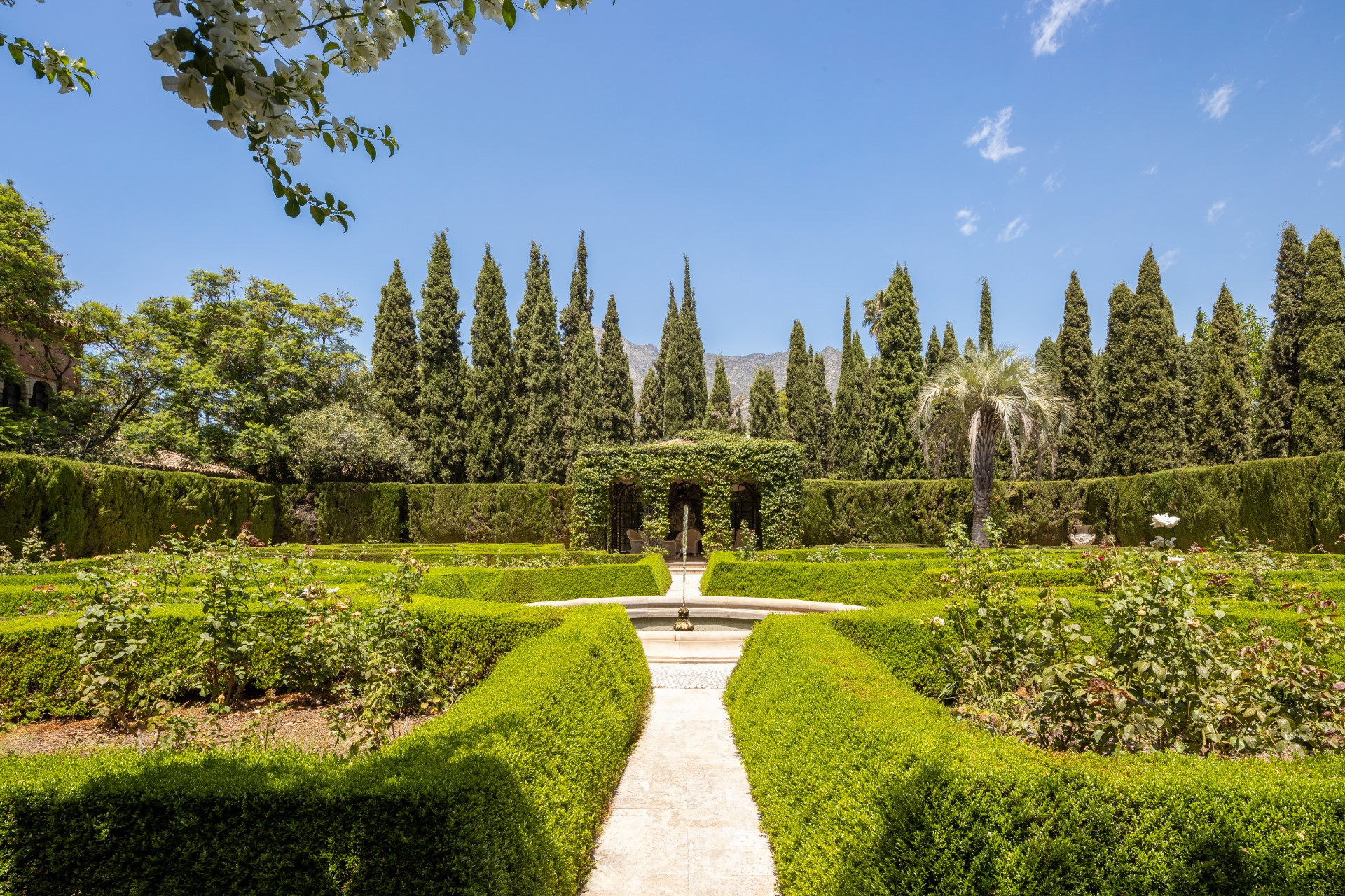 Exquisite Andalusian-Style villa in Rocio de Nagüeles, Marbella Golden Mile