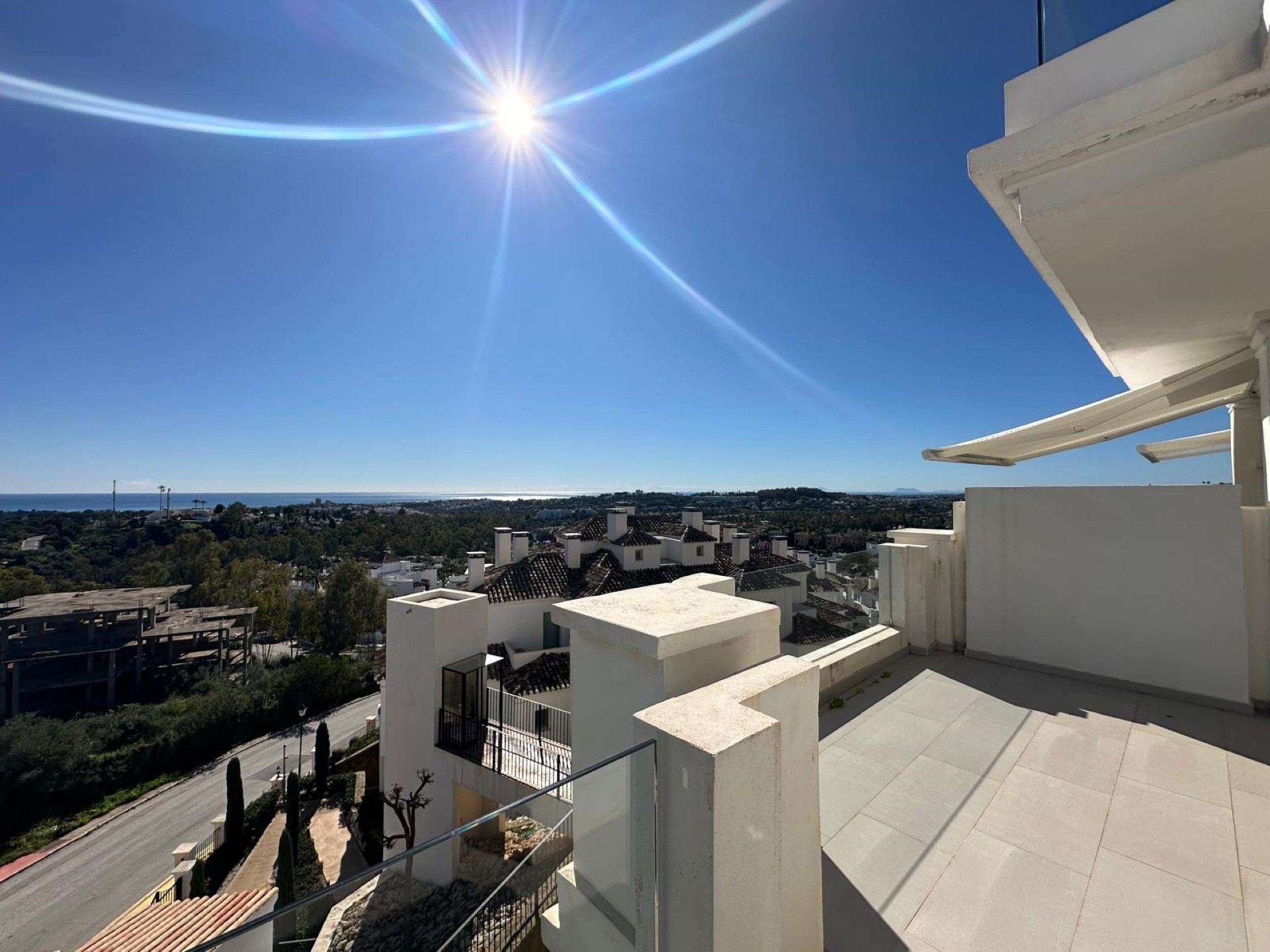 Apartamento de lujo de 3 dormitorios con espectaculares vistas en 9 Lions Residences, Nueva Andalucia