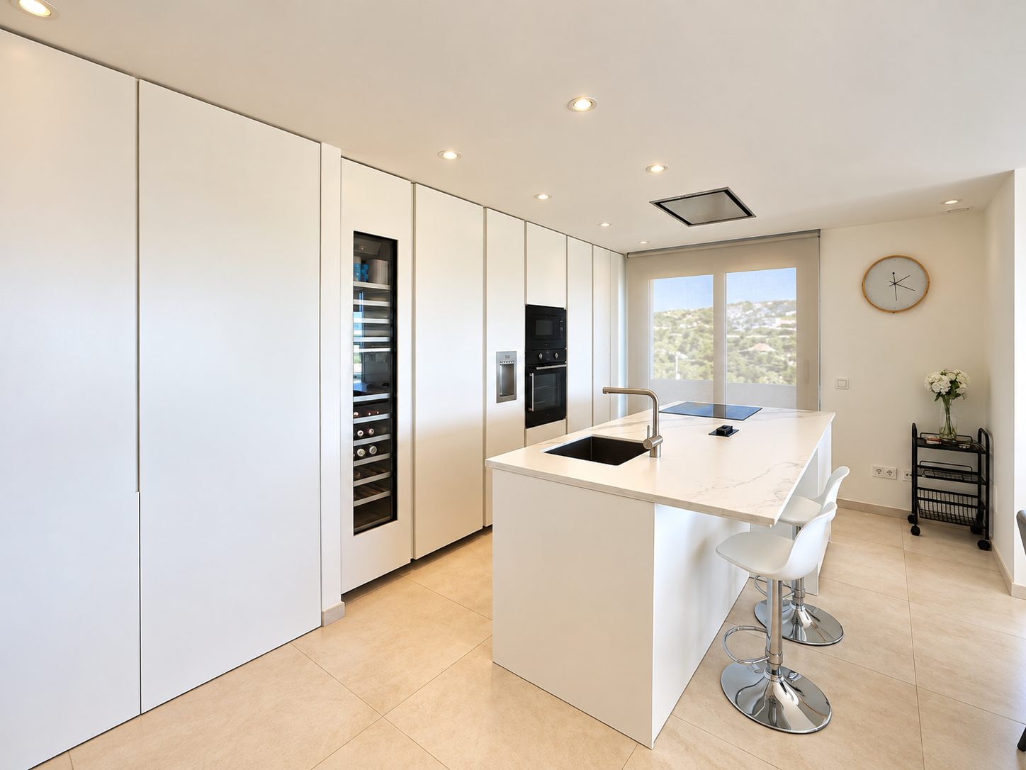 Luxury 3 bedroom apartment with spectacular views in 9 Lions Residences, Nueva Andalucia