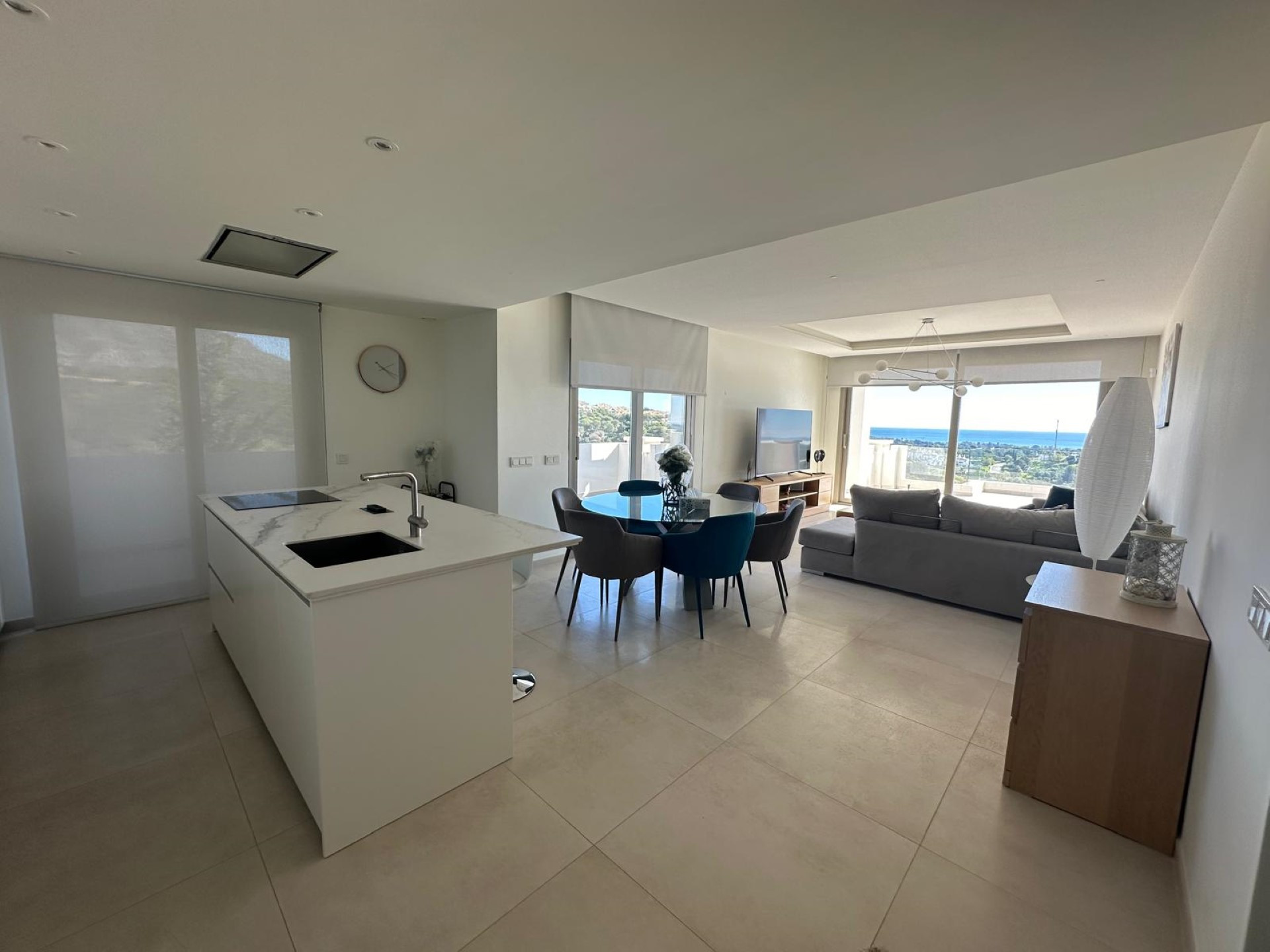 Apartamento de lujo de 3 dormitorios con espectaculares vistas en 9 Lions Residences, Nueva Andalucia