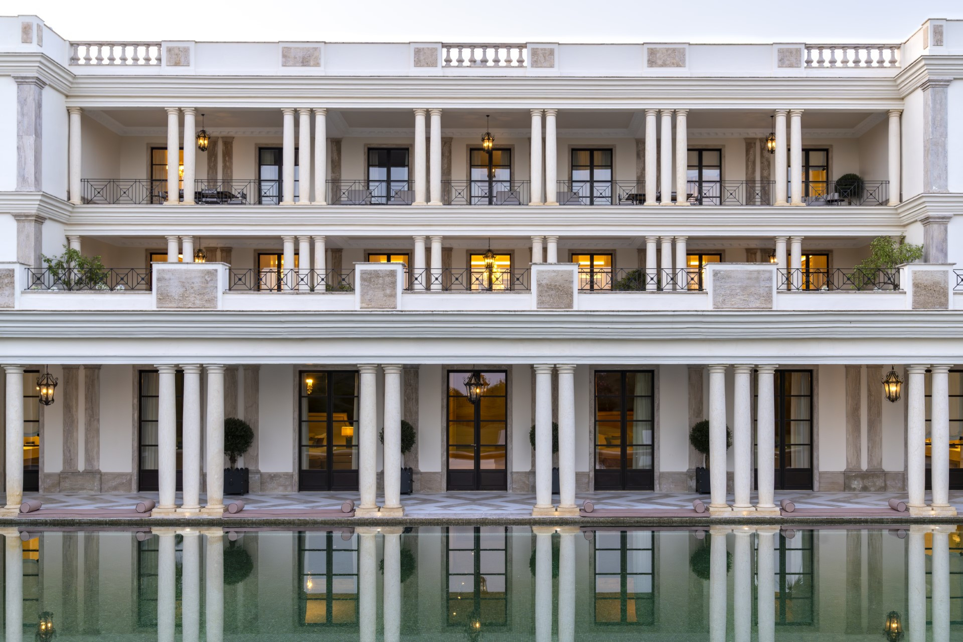 Oppulento villa de 8 dormitorios en Rocio de Nagüeles, Marbella Milla de Oro