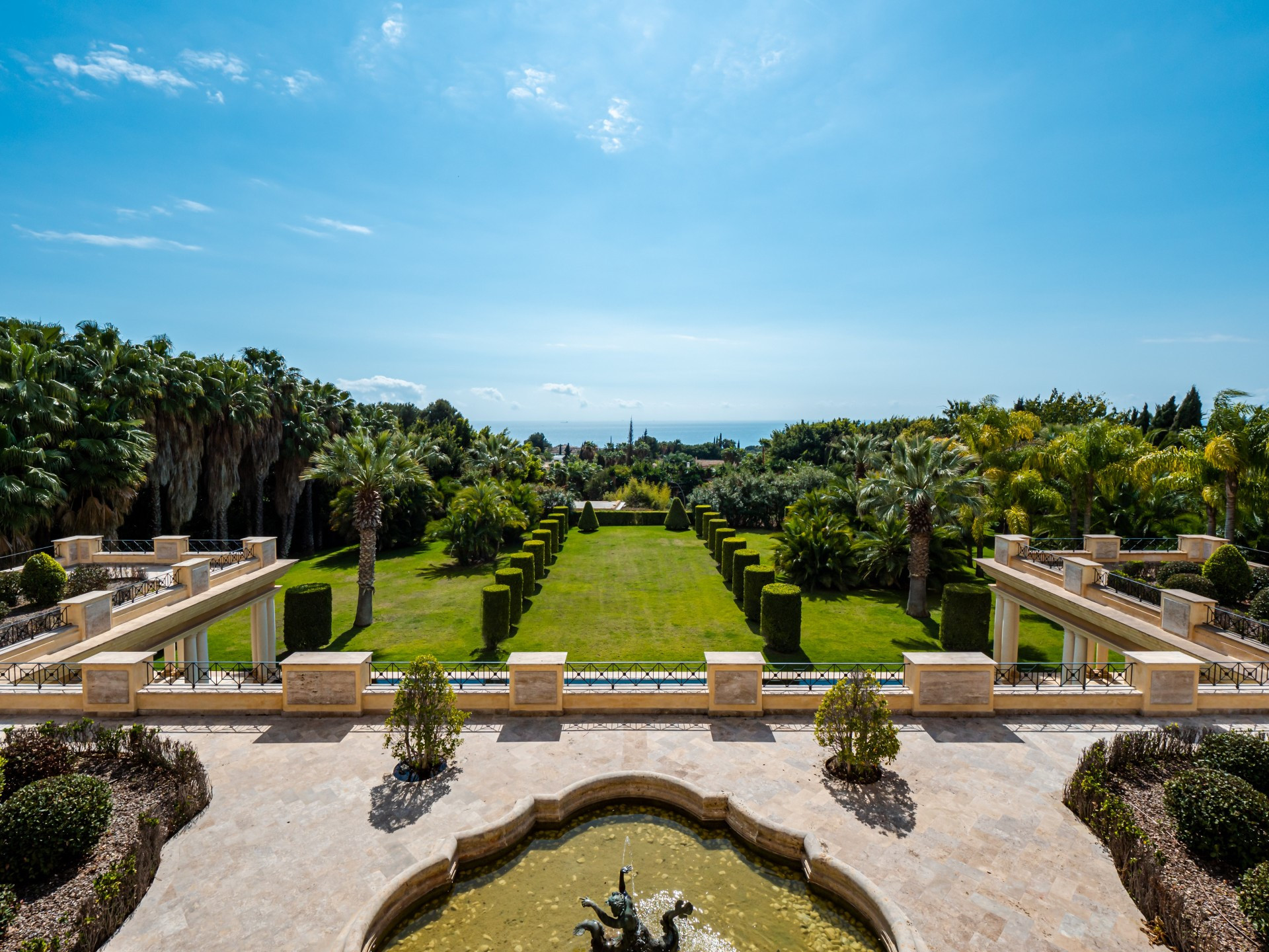 Opulent 8 bedroom villa in Rocio de Nagüeles, Marbella Golden Mile