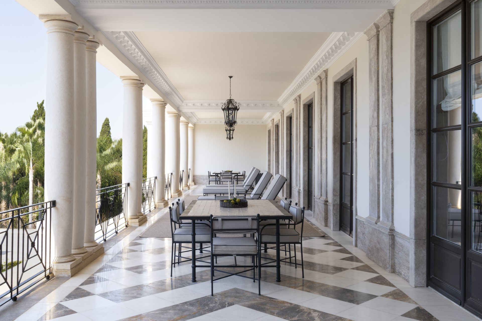 Oppulento villa de 8 dormitorios en Rocio de Nagüeles, Marbella Milla de Oro