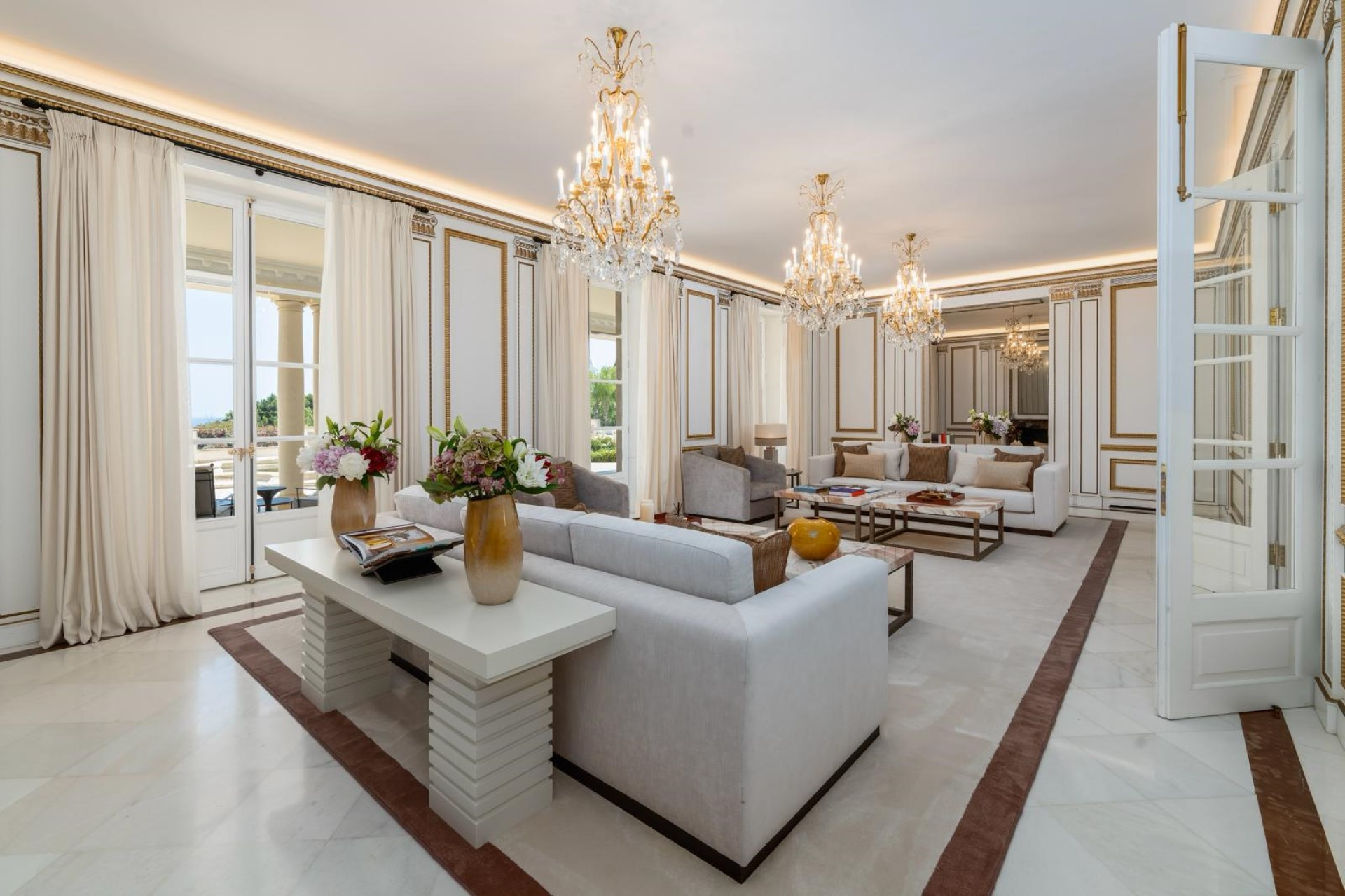 Opulent 8 bedroom villa in Rocio de Nagüeles, Marbella Golden Mile