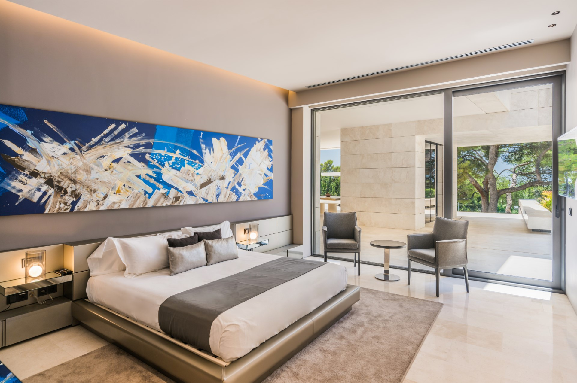 Breathtaking cutting edge design, modern villa in Cascada de Camojan