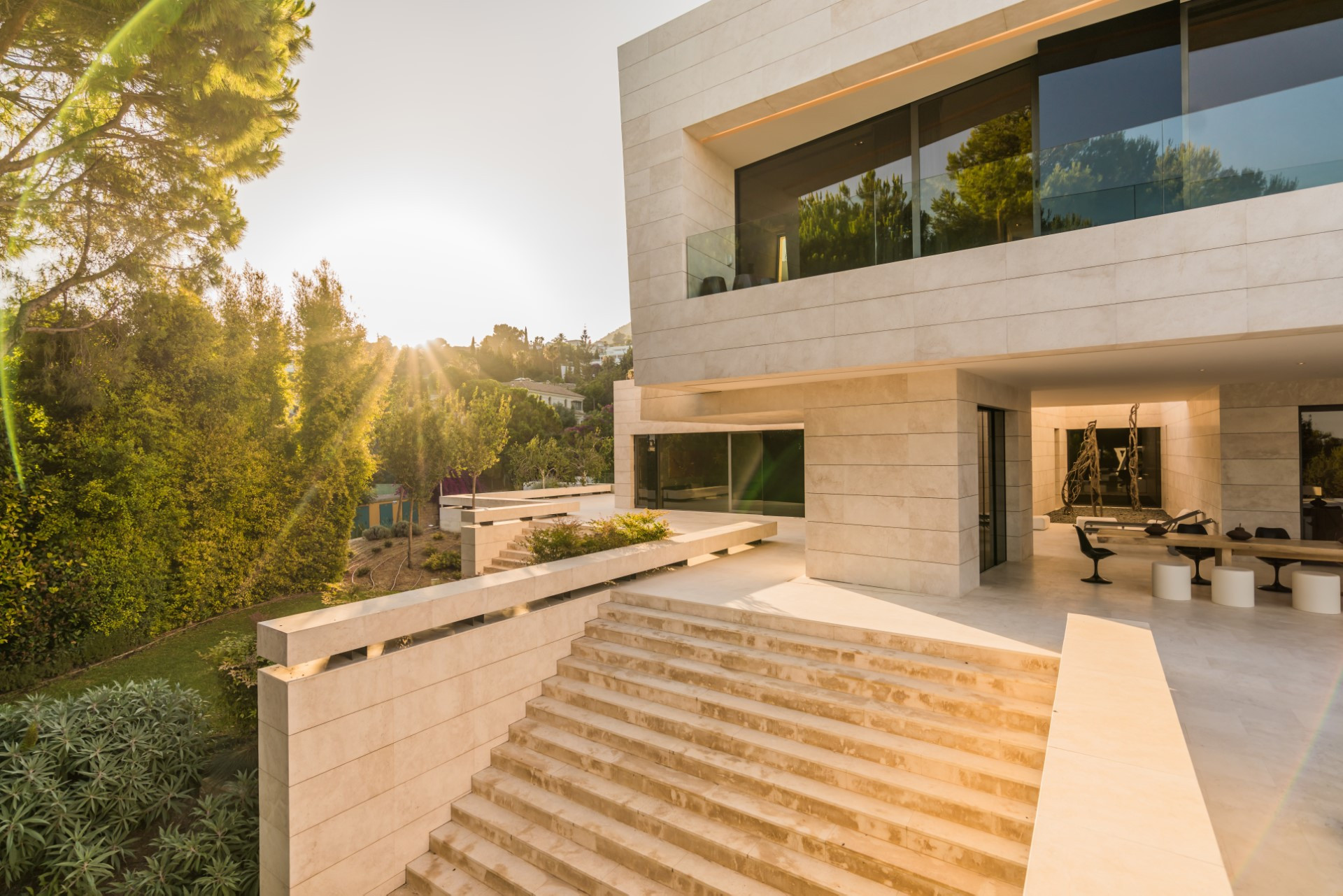 Breathtaking cutting edge design, modern villa in Cascada de Camojan