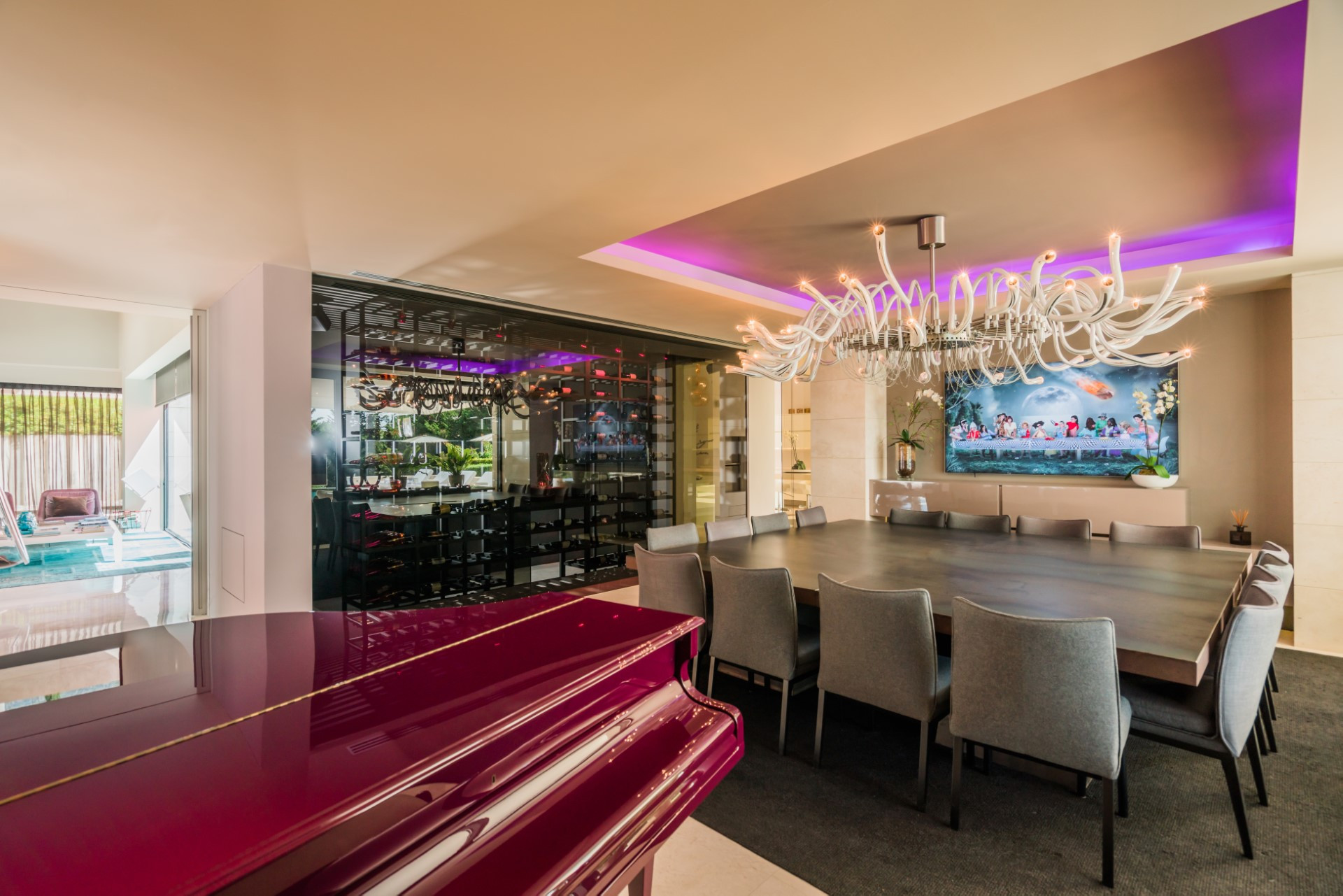 Breathtaking cutting edge design, modern villa in Cascada de Camojan
