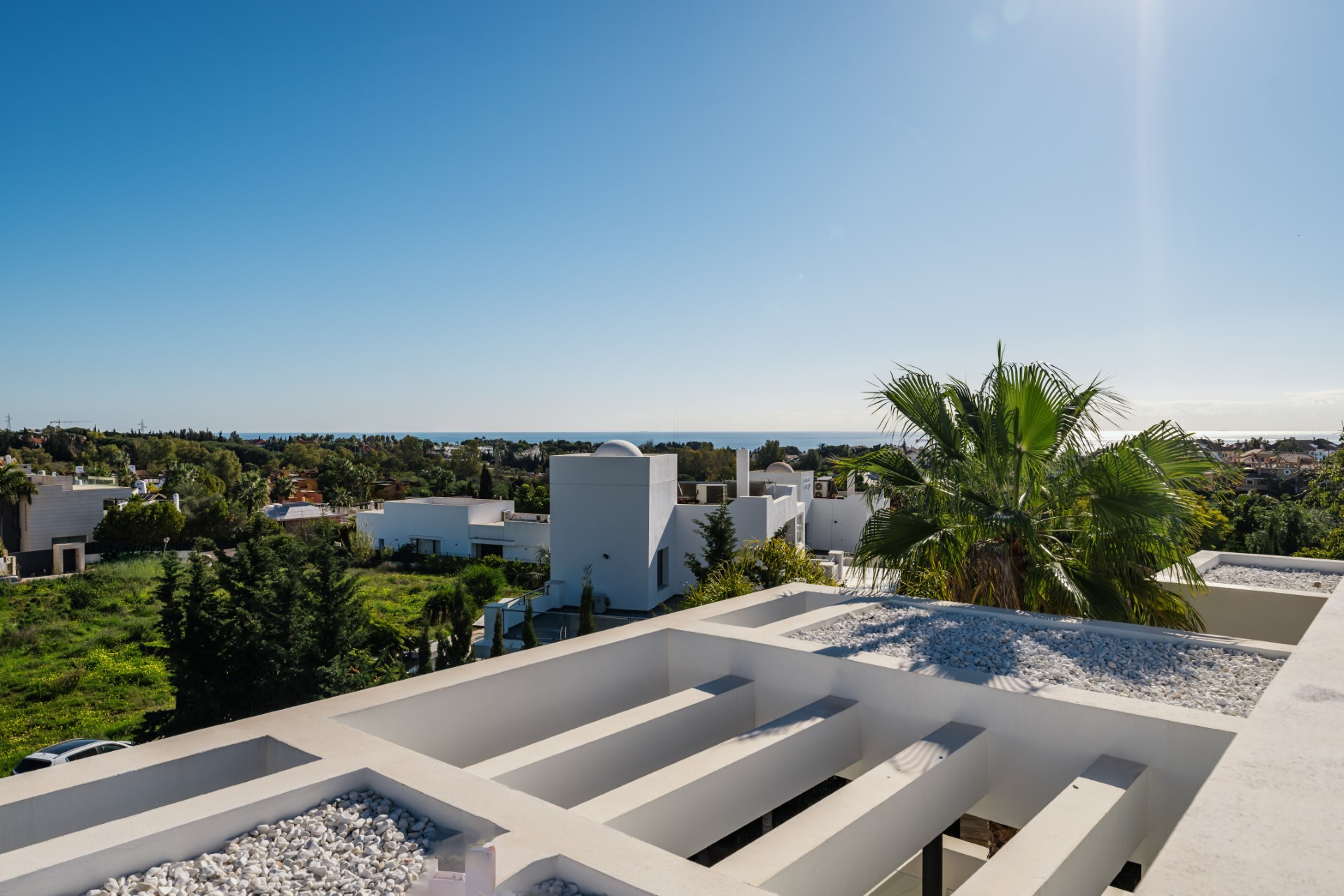 Unique contemporary 5 bedroom villa on Marbella's Golden Mile