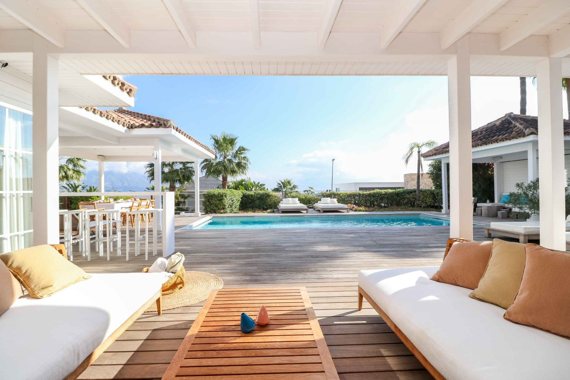 Elegant villa in La Alqueria, Benahavis