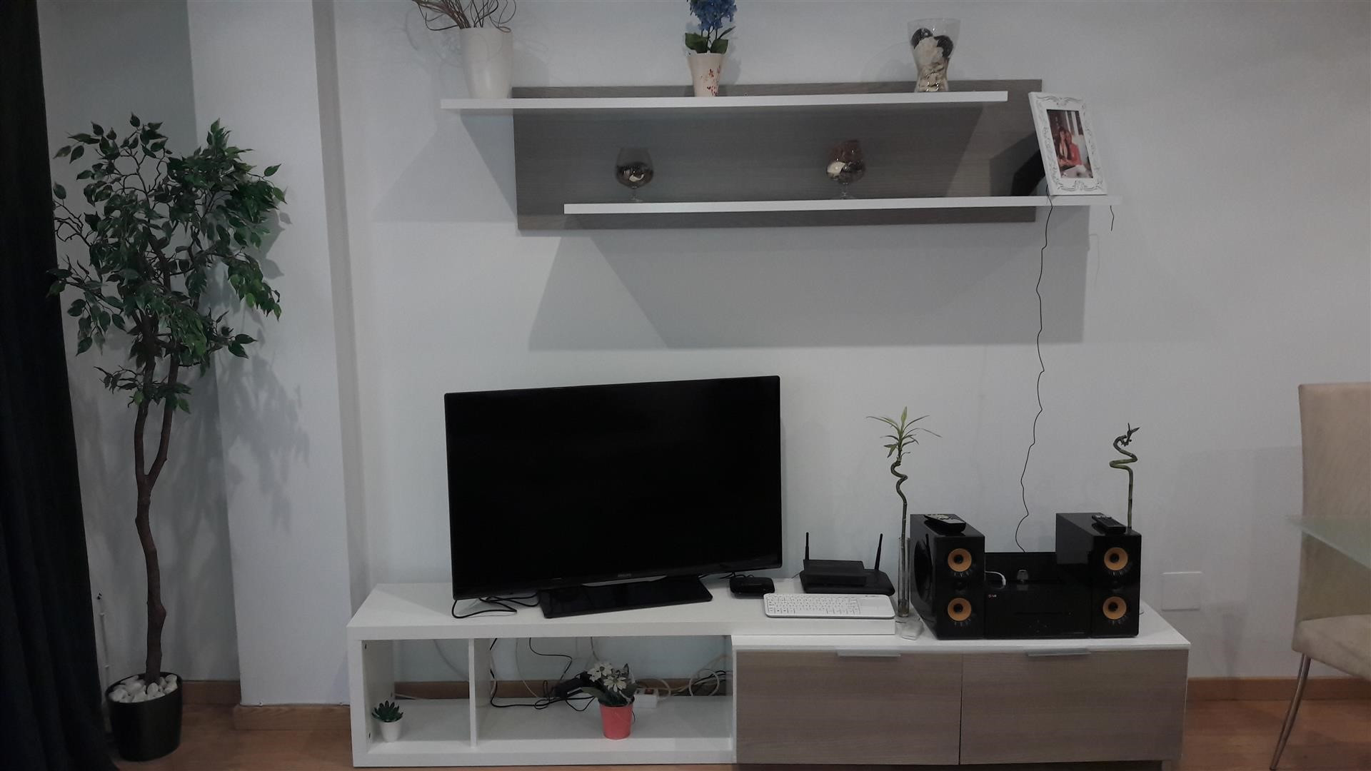 Contemporary apartment with expansive terrace in Selwo.