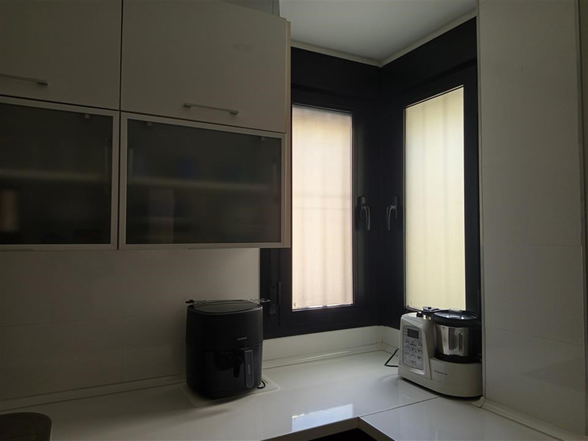Contemporary apartment with expansive terrace in Selwo.