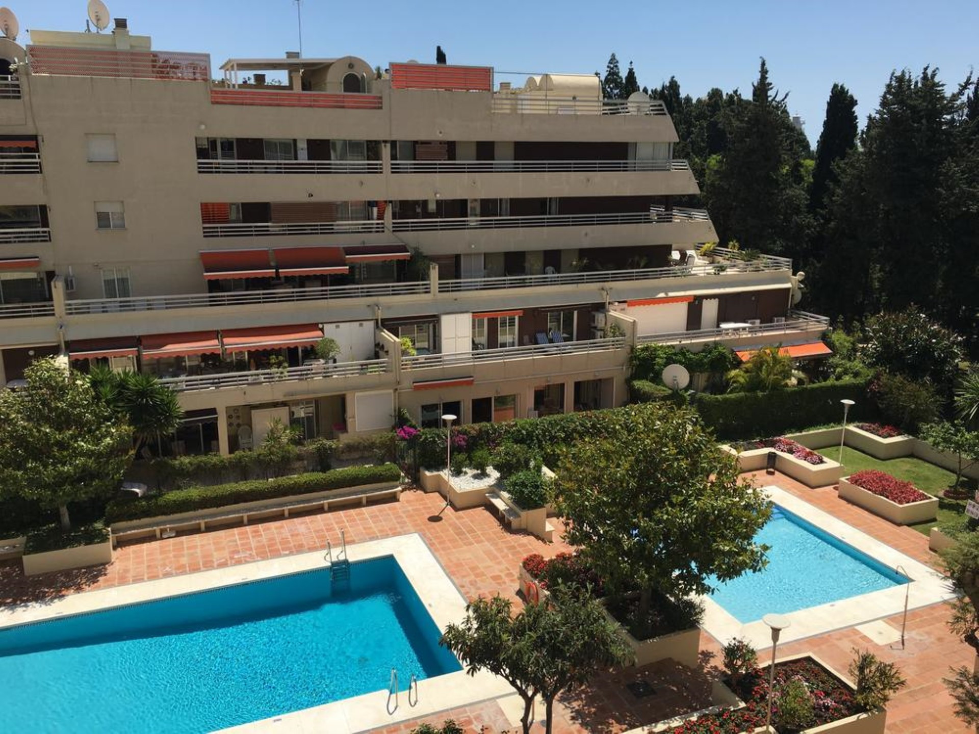 Luxurious 4 bedroom beachisde apartment in Marbella Centro