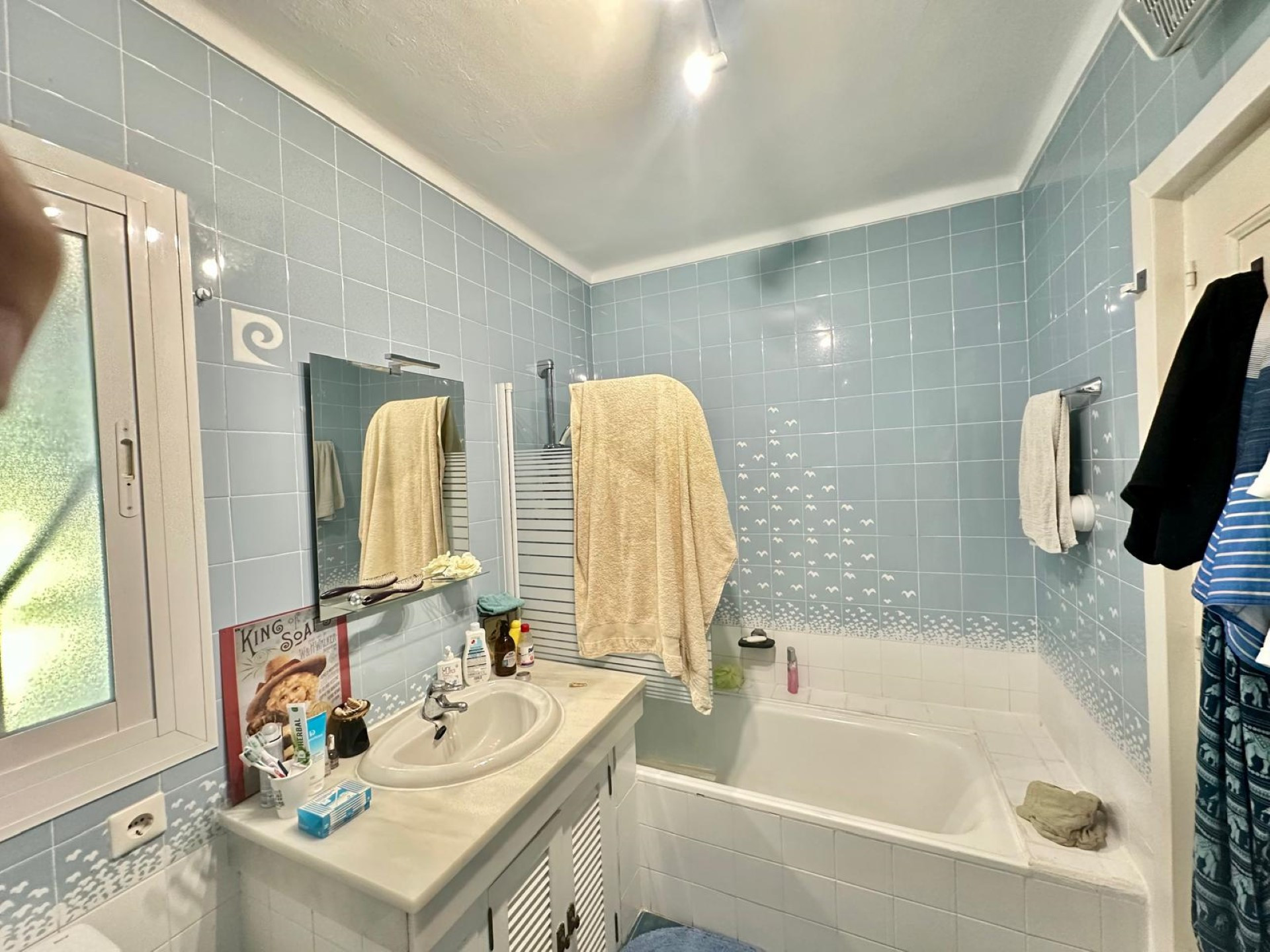 Bright and spacious ground floor apartment in El Paraiso, Estepona East