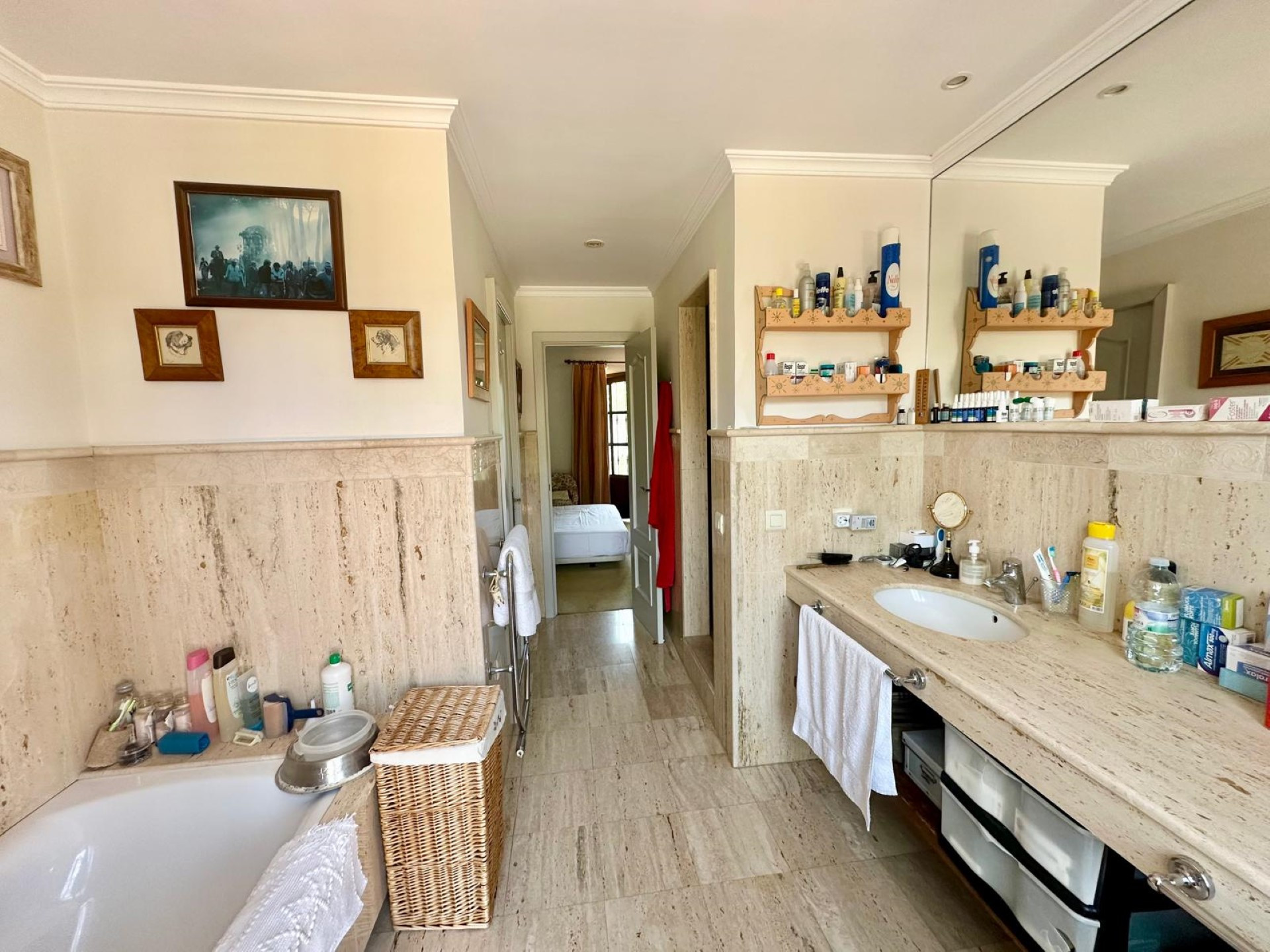 Exceptional frontline golf 5-bedroom villa in Guadalmina Alta